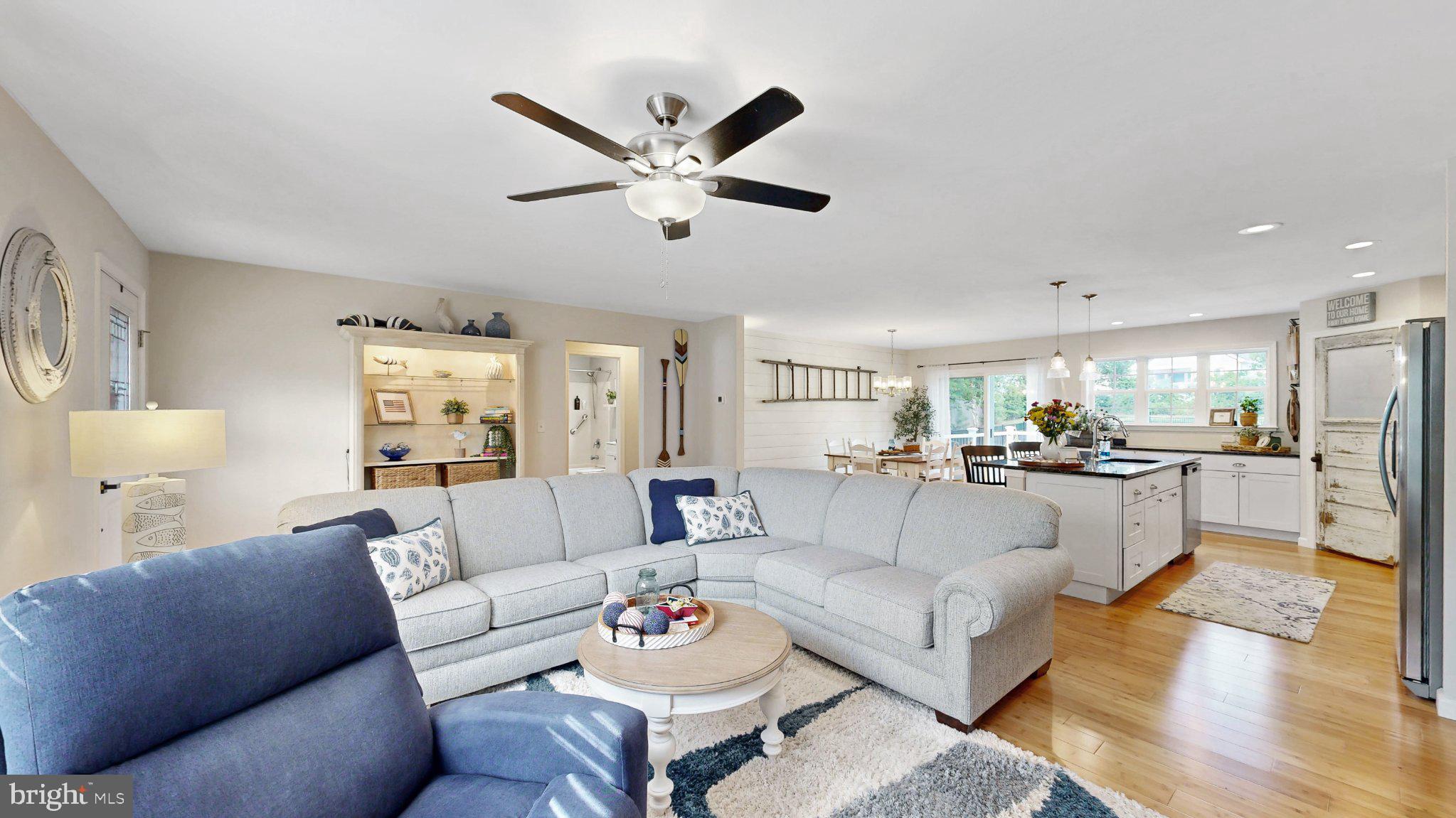 22285 HOLLY OAK LANE