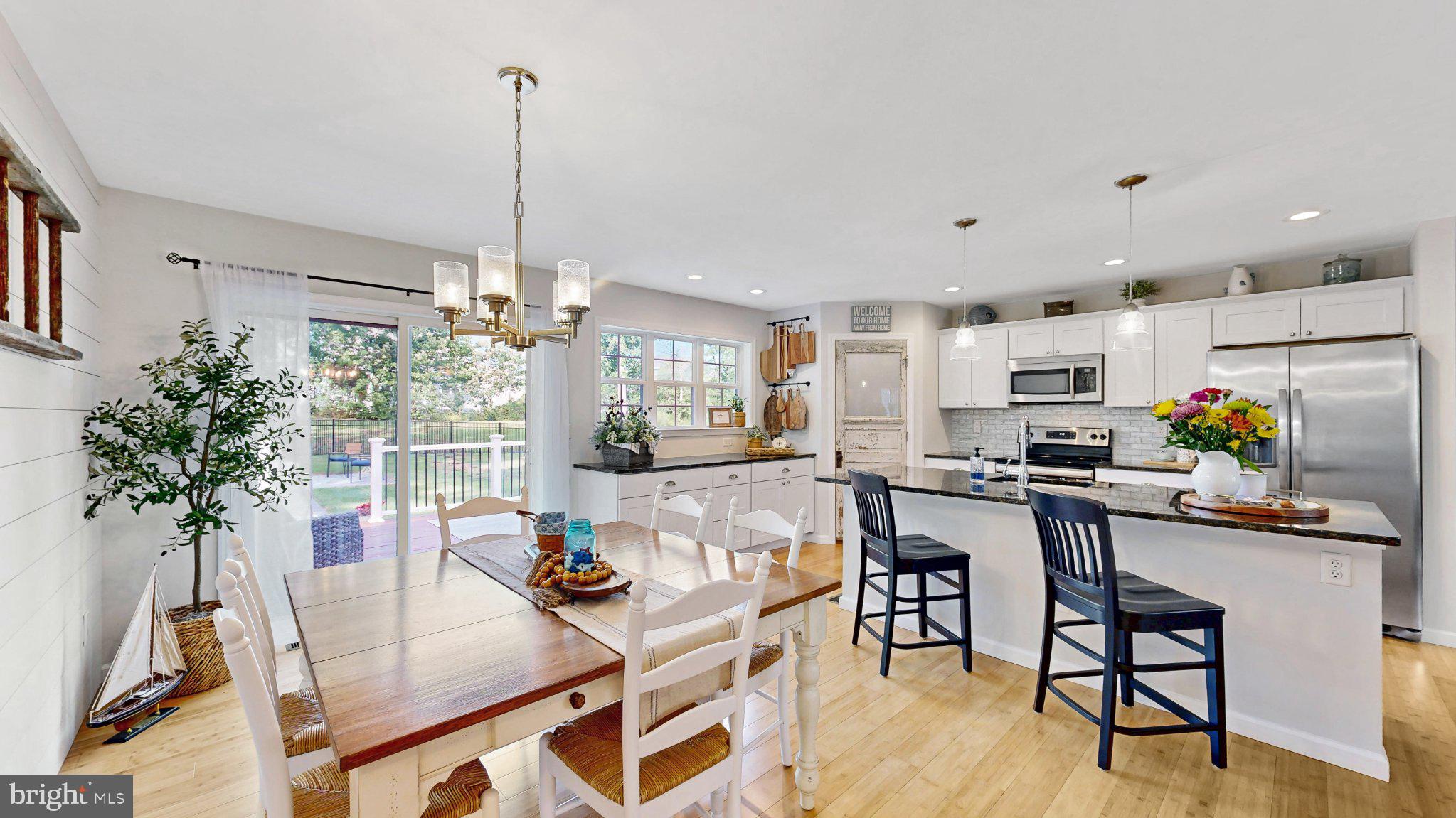 22285 HOLLY OAK LANE
