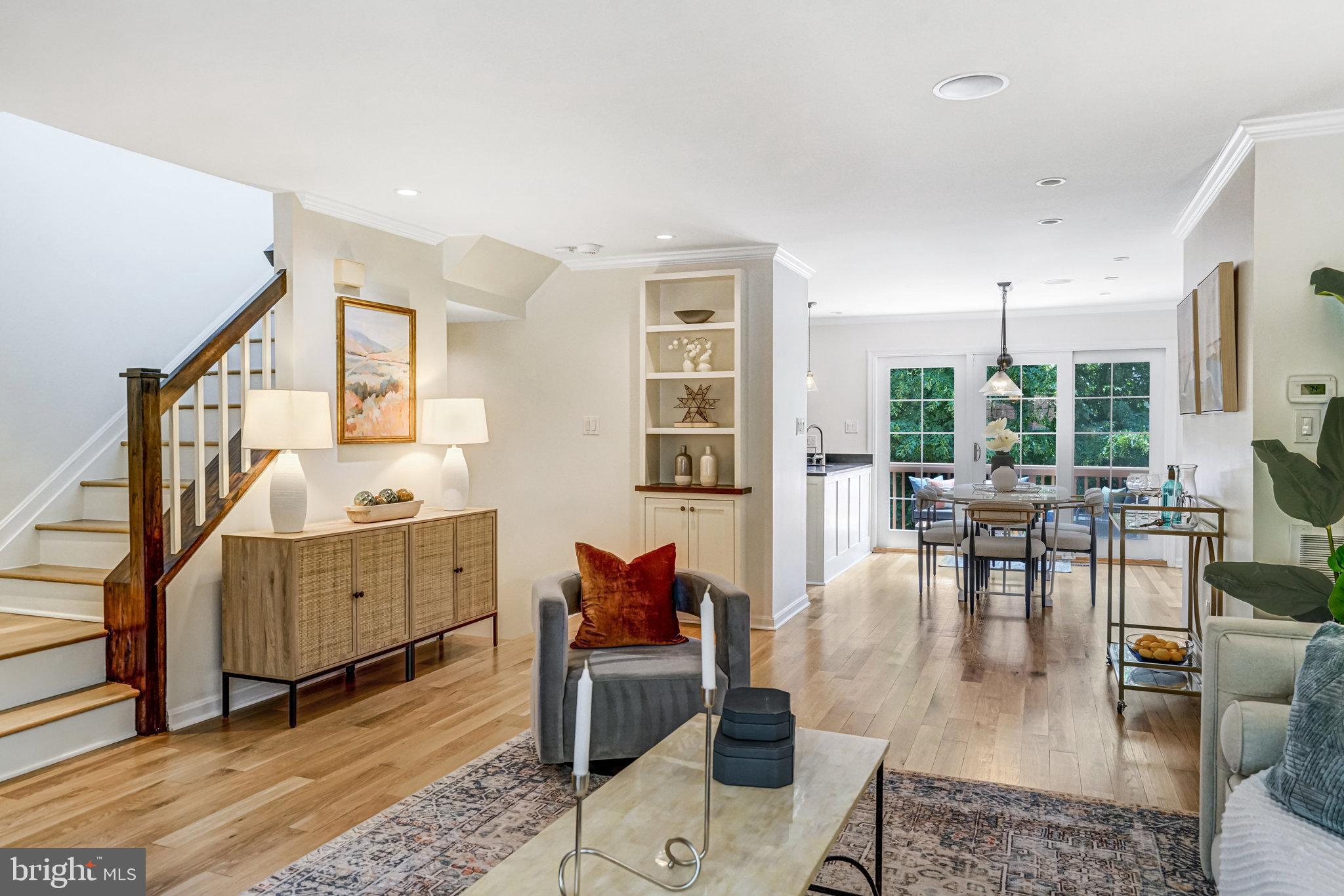 QUAKER HILL - Residential