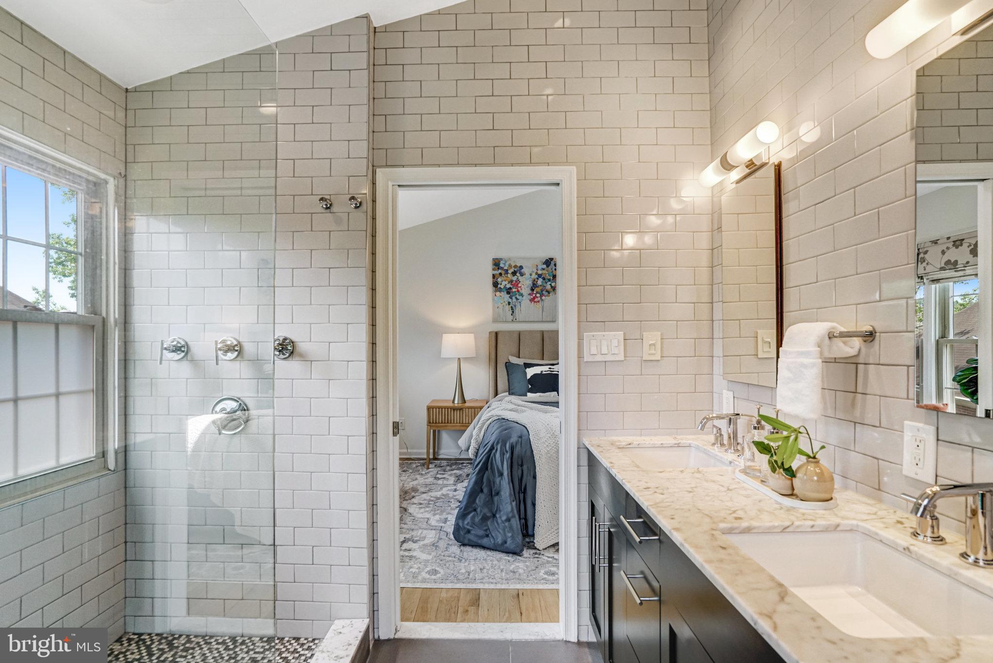 QUAKER HILL - Residential