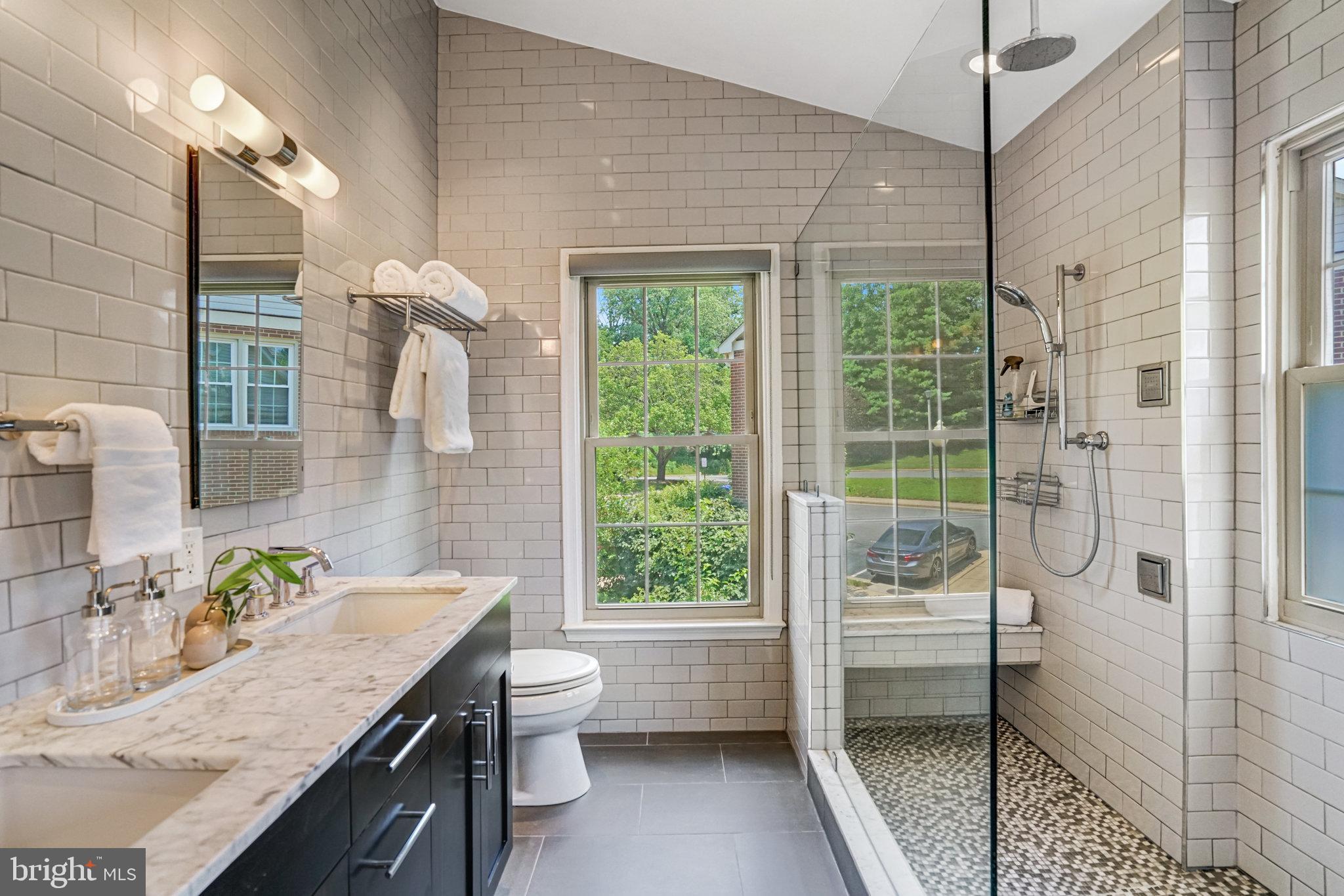 QUAKER HILL - Residential