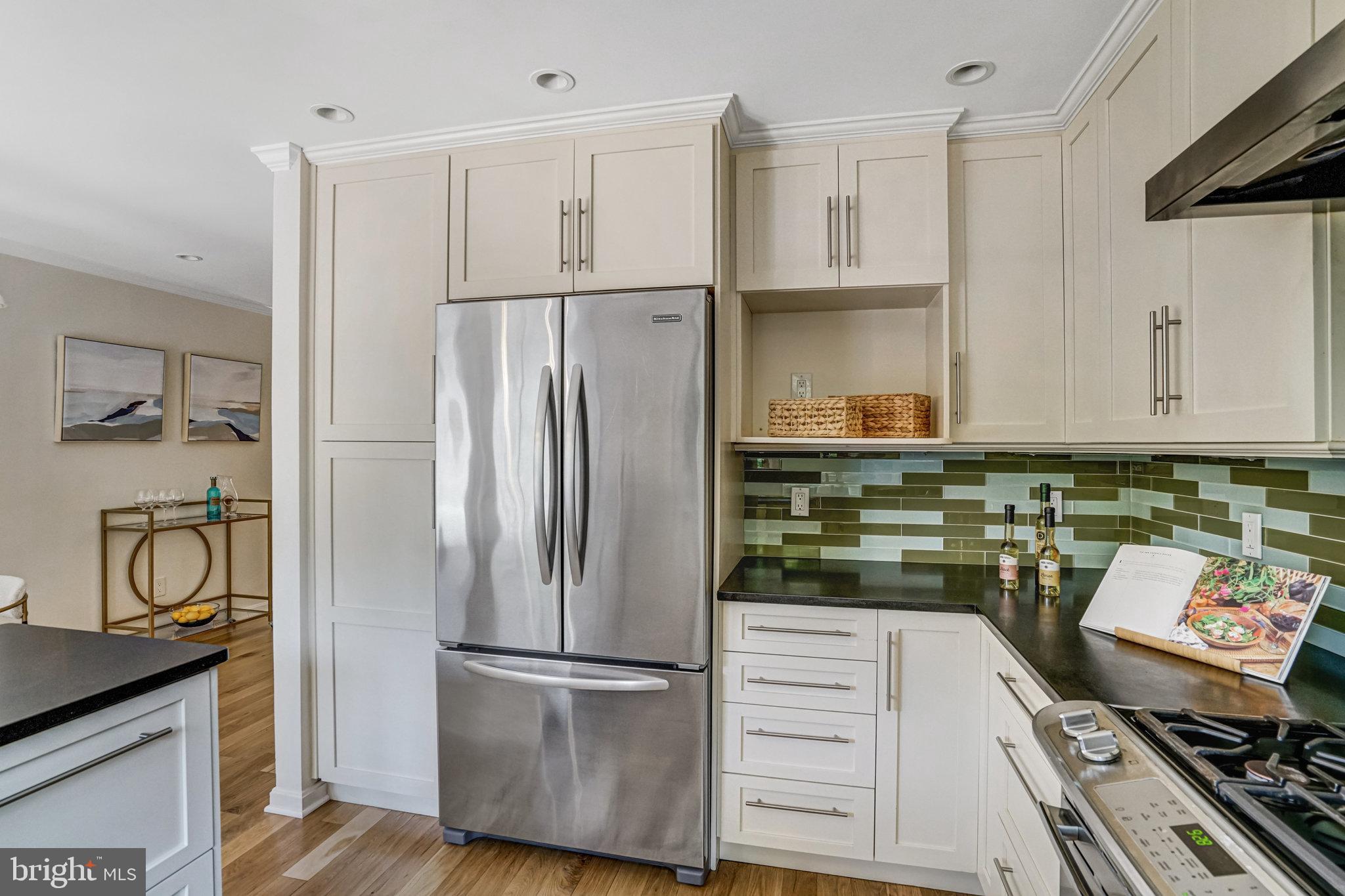 QUAKER HILL - Residential