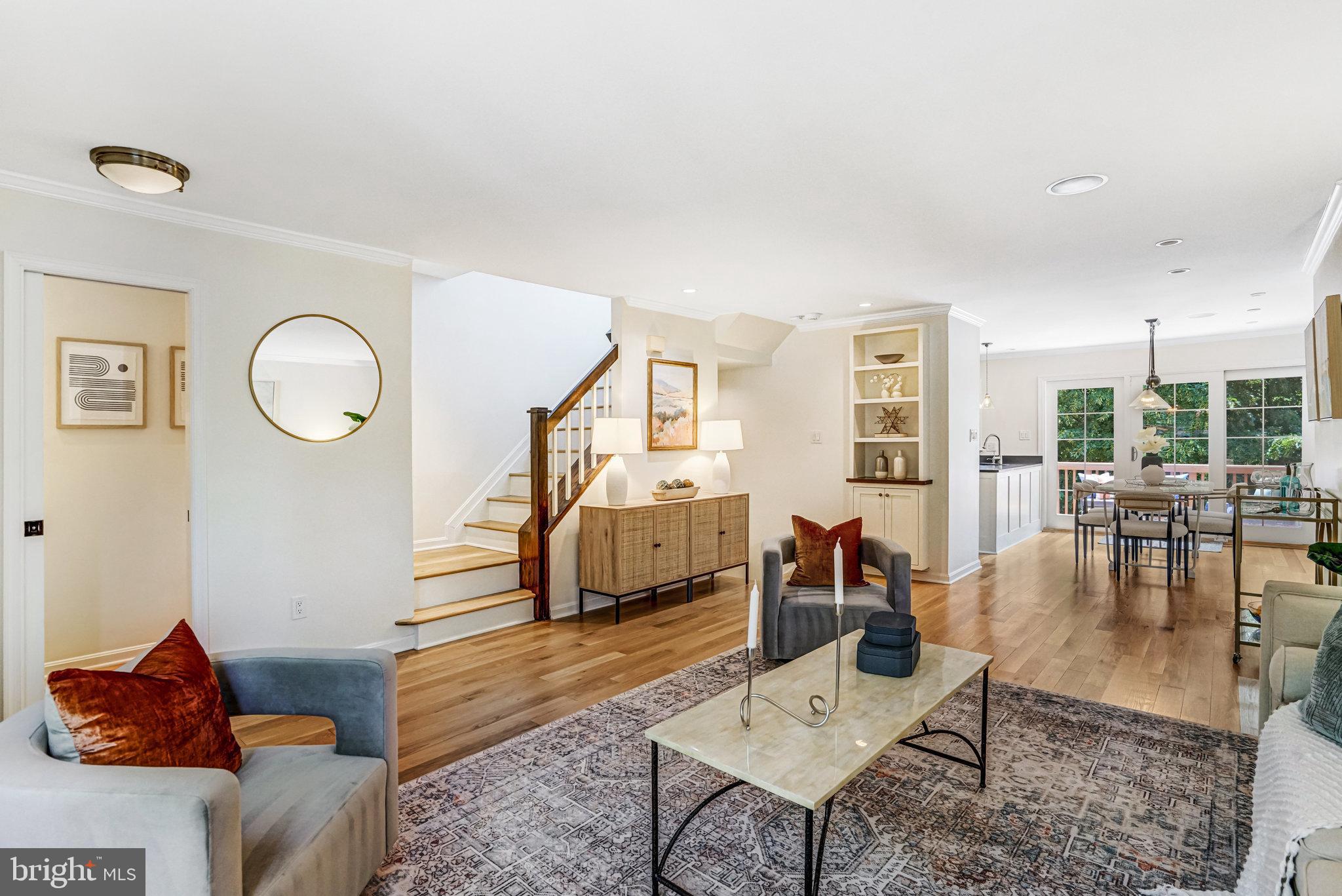 QUAKER HILL - Residential