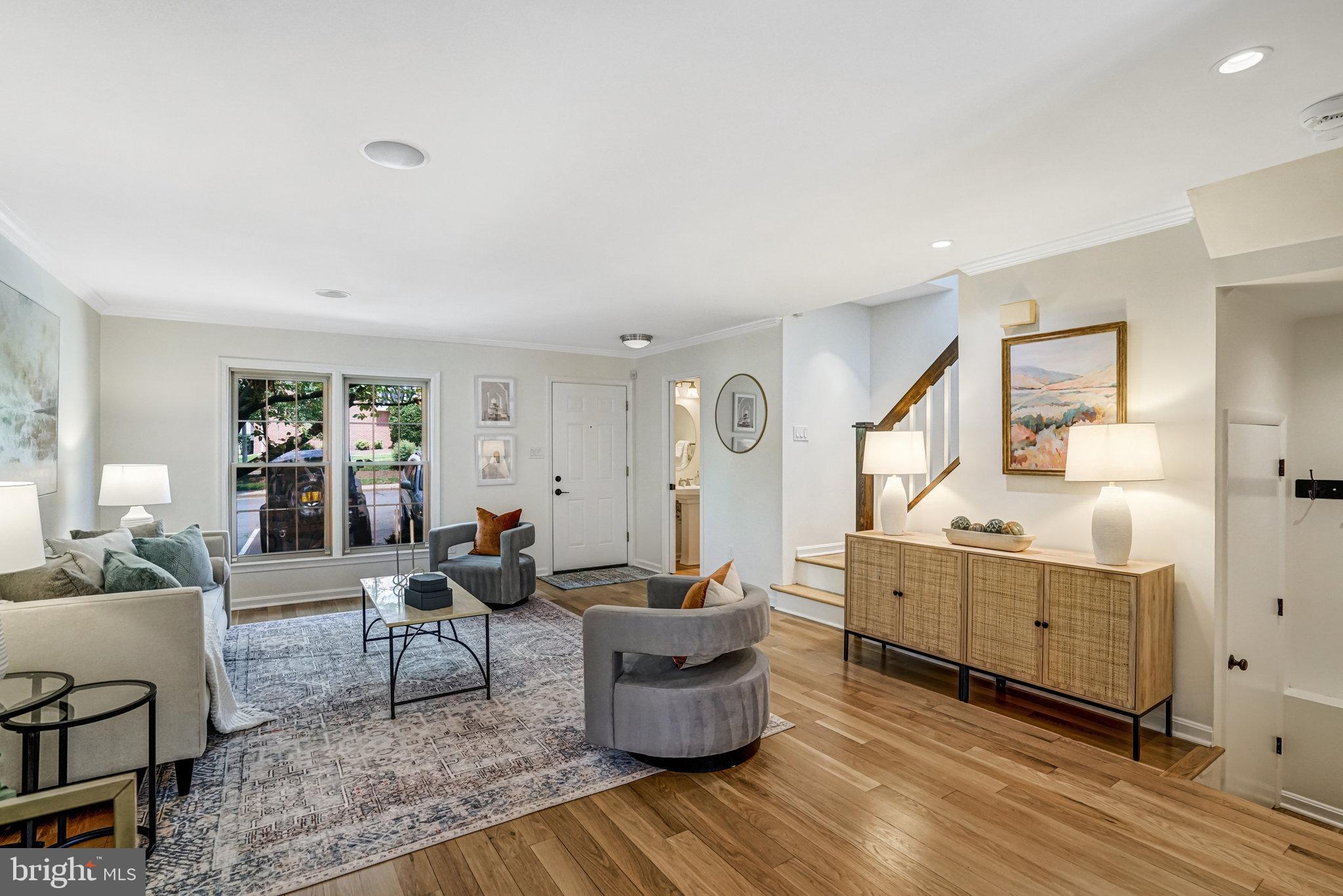 QUAKER HILL - Residential