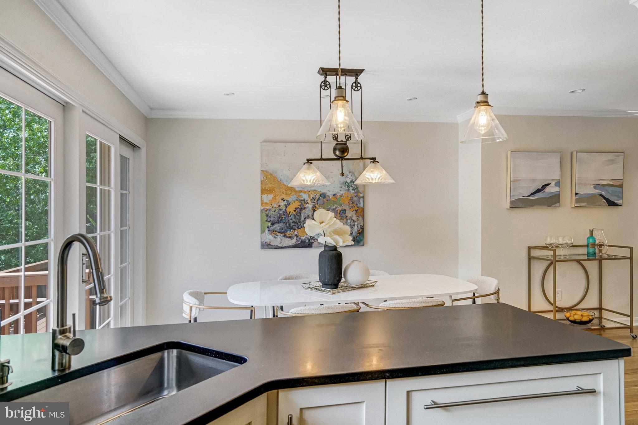 QUAKER HILL - Residential