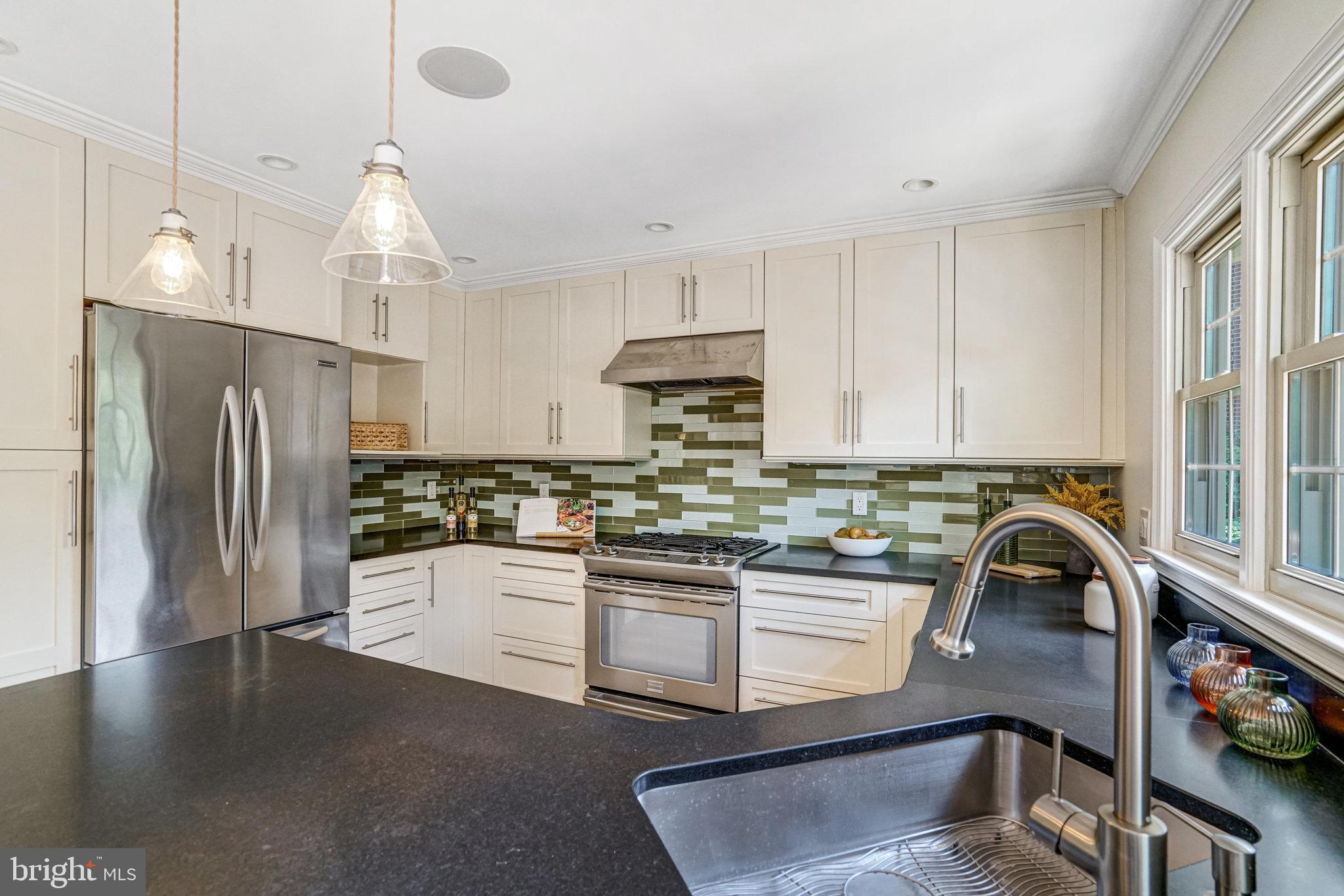 QUAKER HILL - Residential