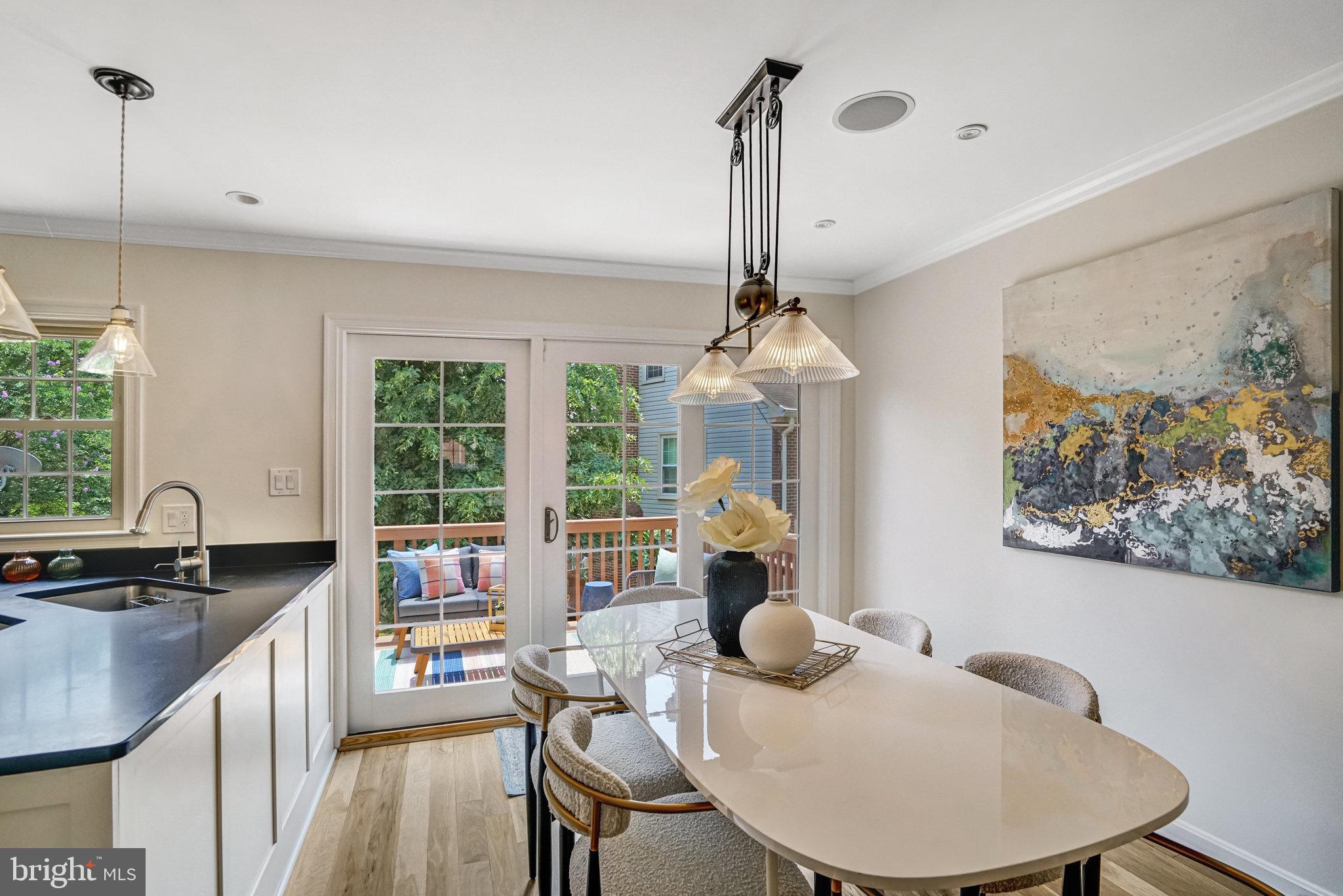 QUAKER HILL - Residential