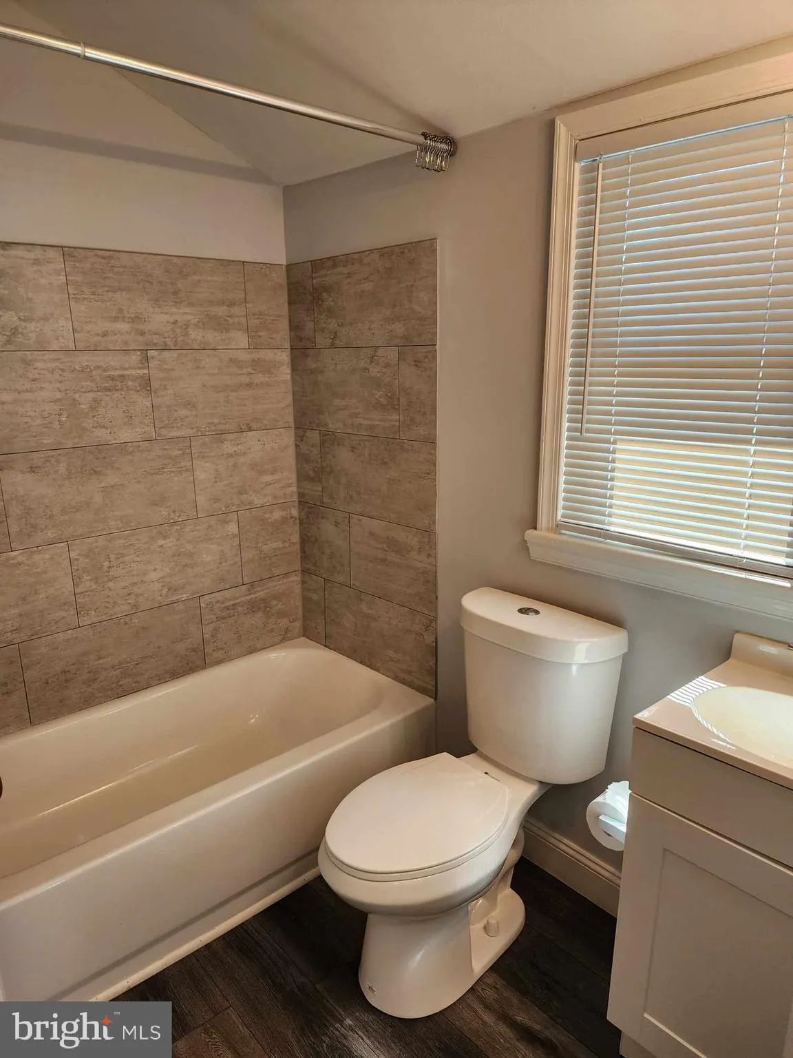 Elmer, New Jersey 08318, United States, 2 Bedrooms Bedrooms, ,1 BathroomBathrooms,Residential,Active,96089