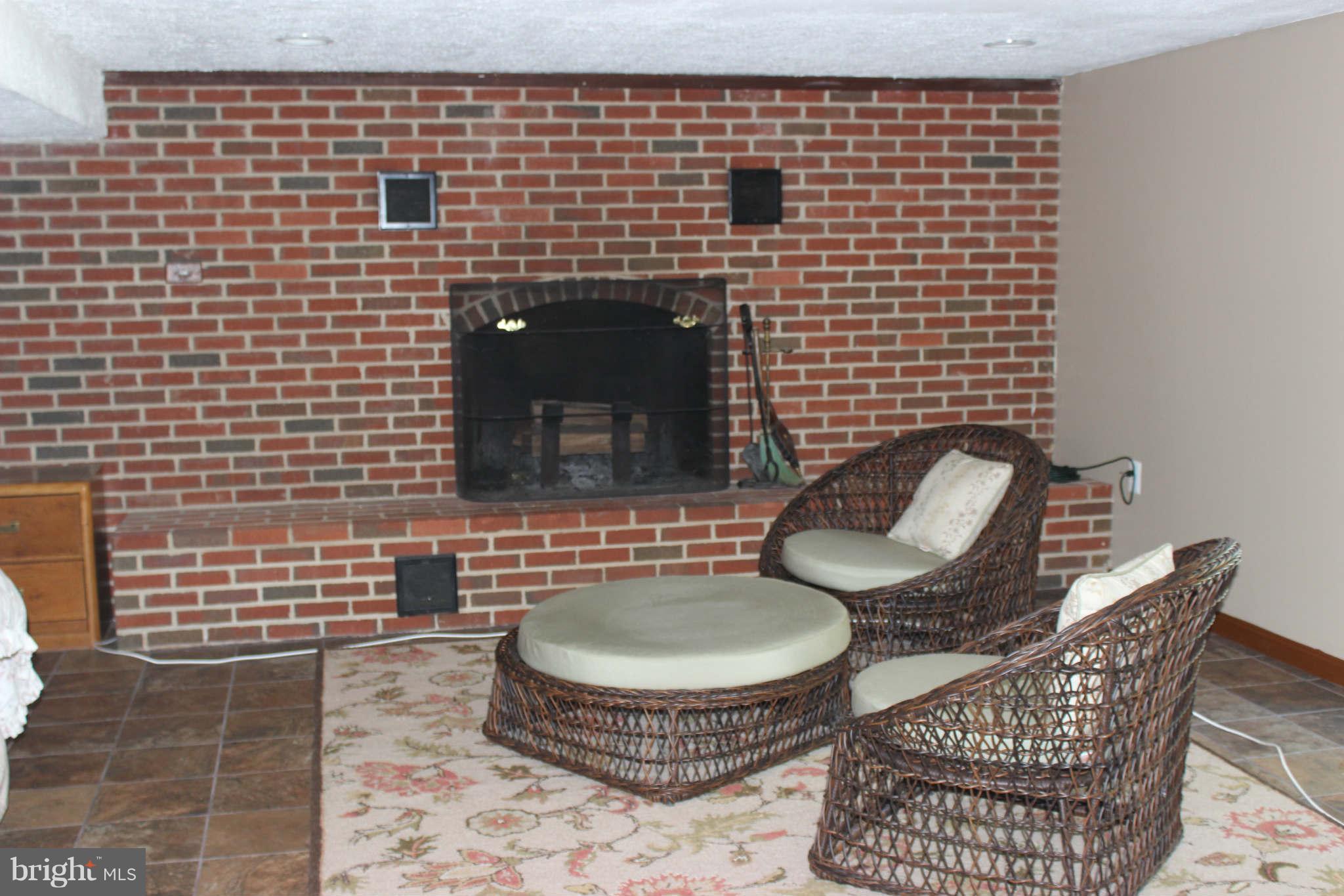 PRIDE VILLAGE - Residential