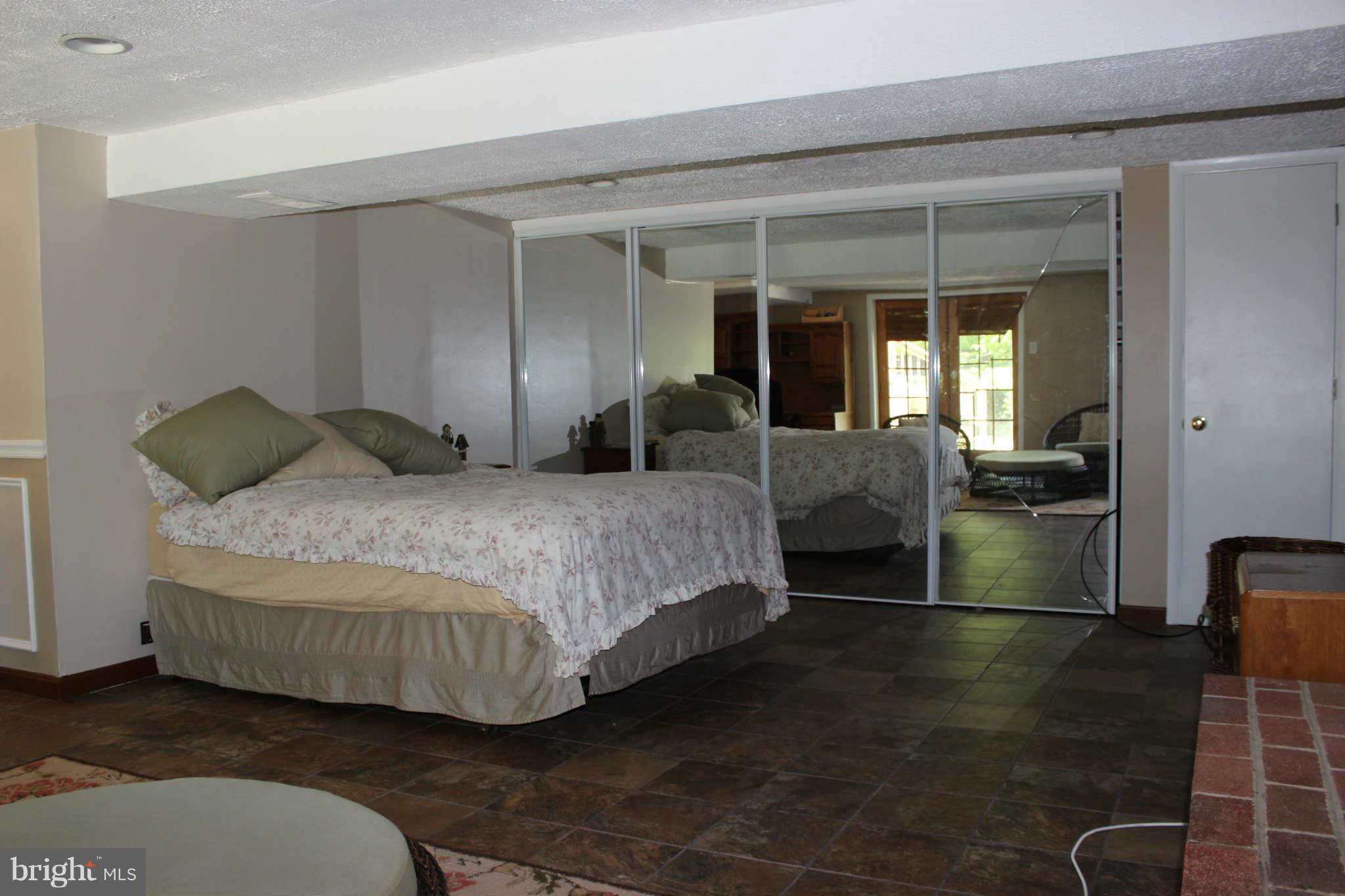 PRIDE VILLAGE - Residential