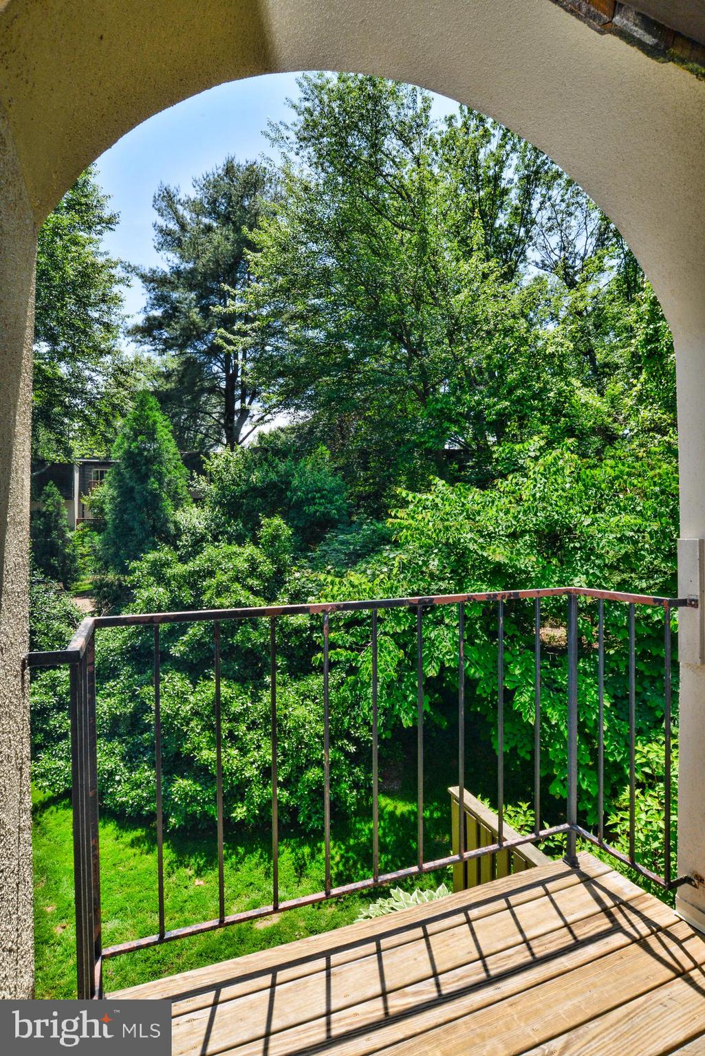 RESTON - Residential Lease