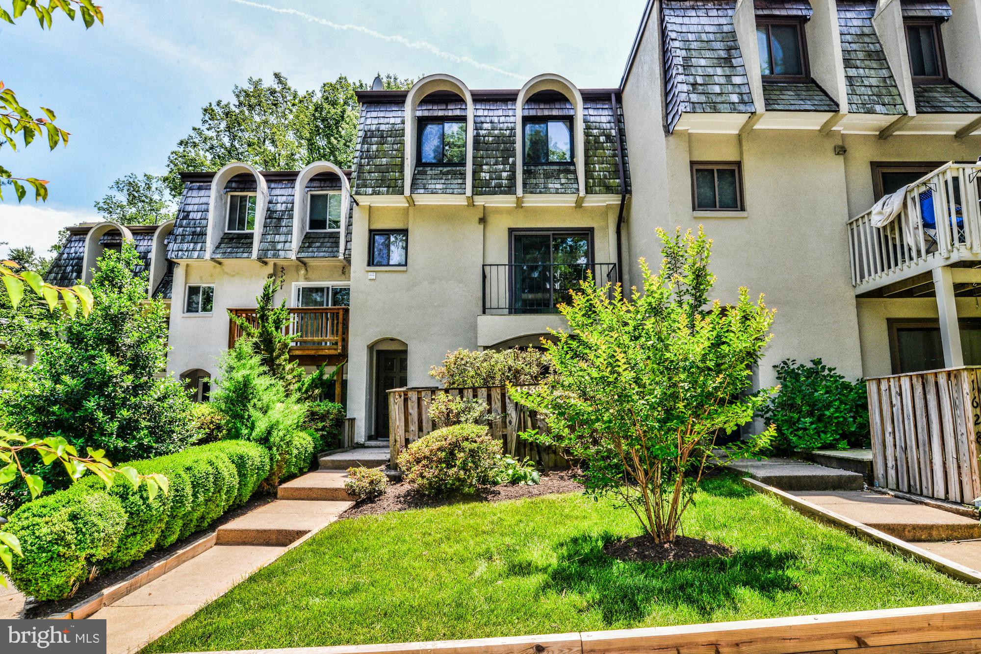 RESTON - Residential Lease
