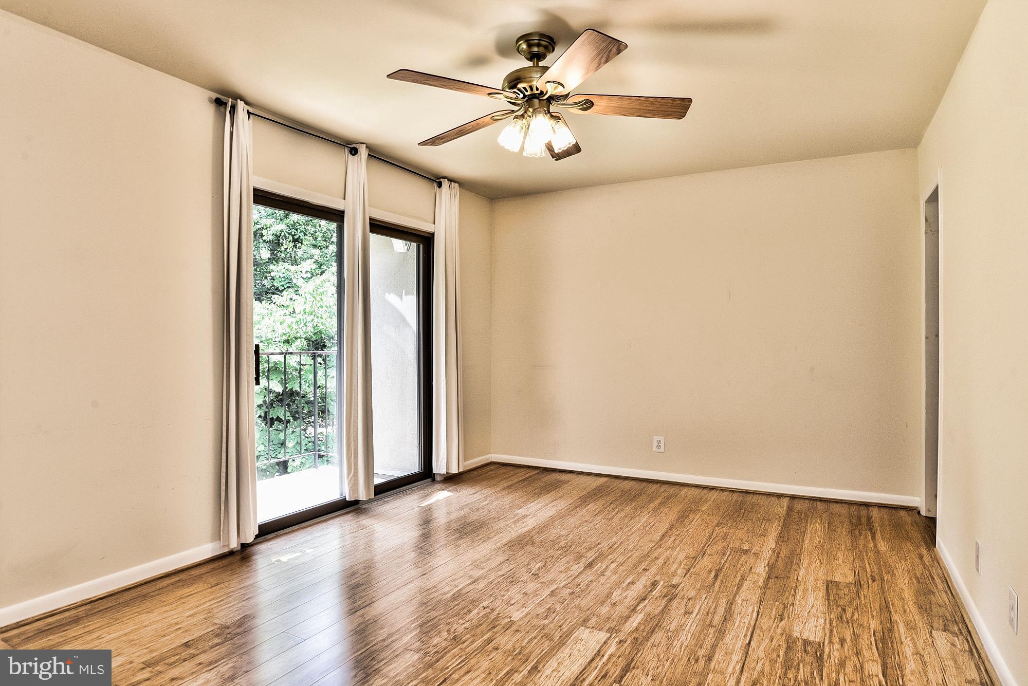 RESTON - Residential Lease