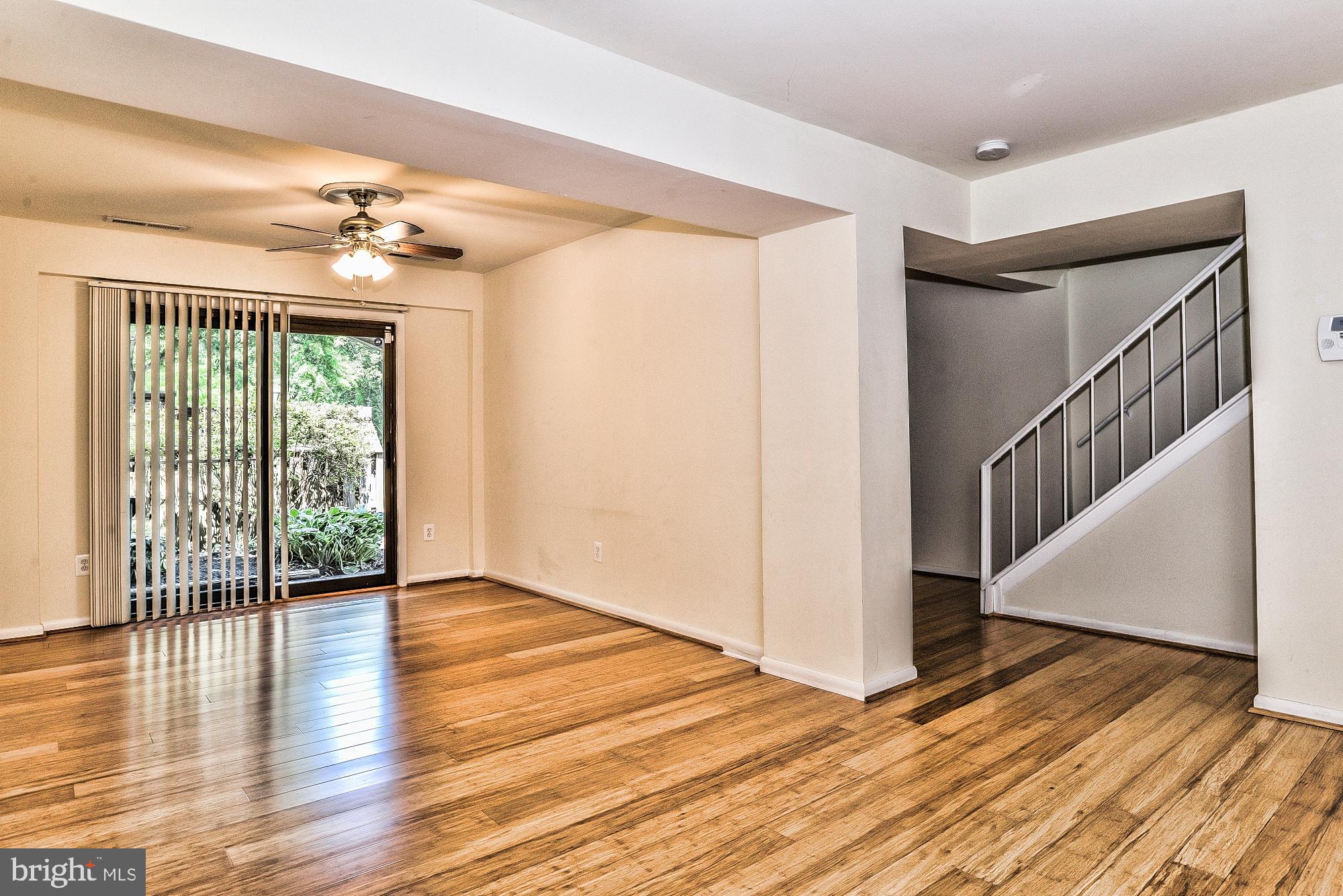 RESTON - Residential Lease