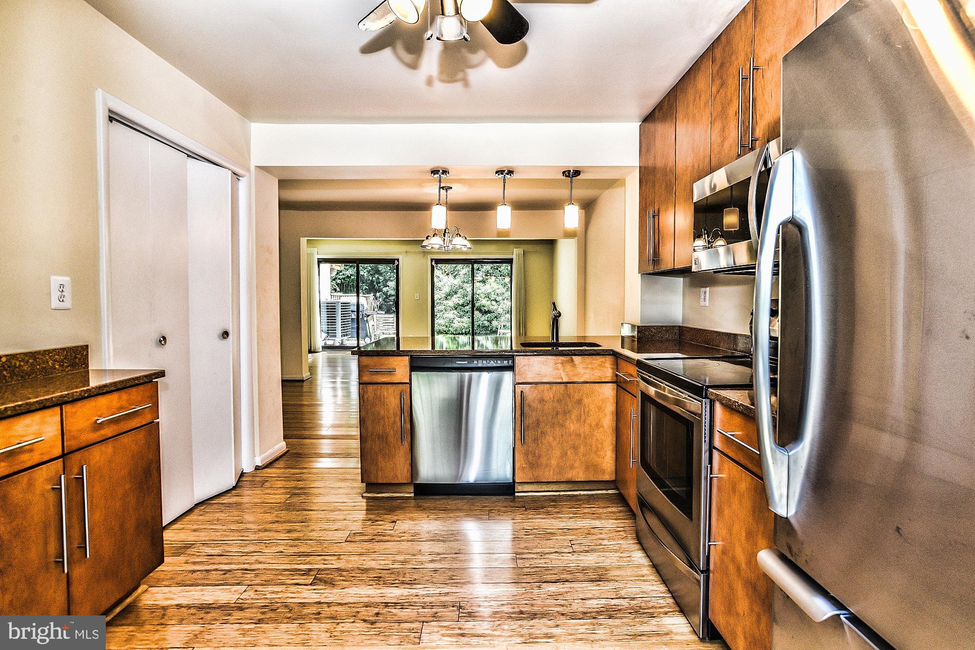 RESTON - Residential Lease