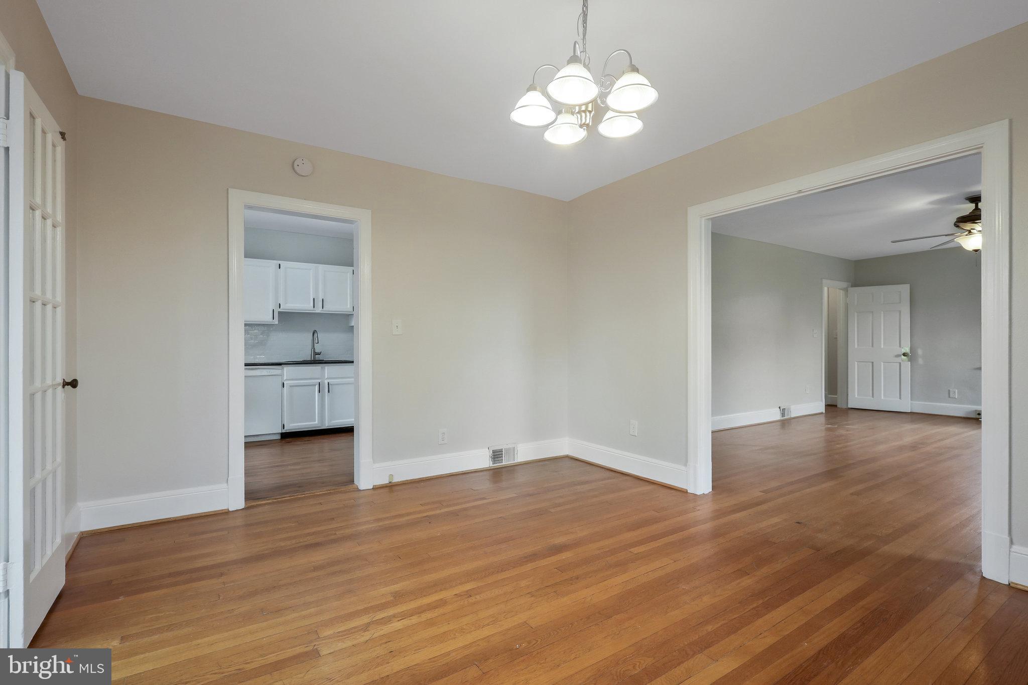 LYON PARK - Residential Lease