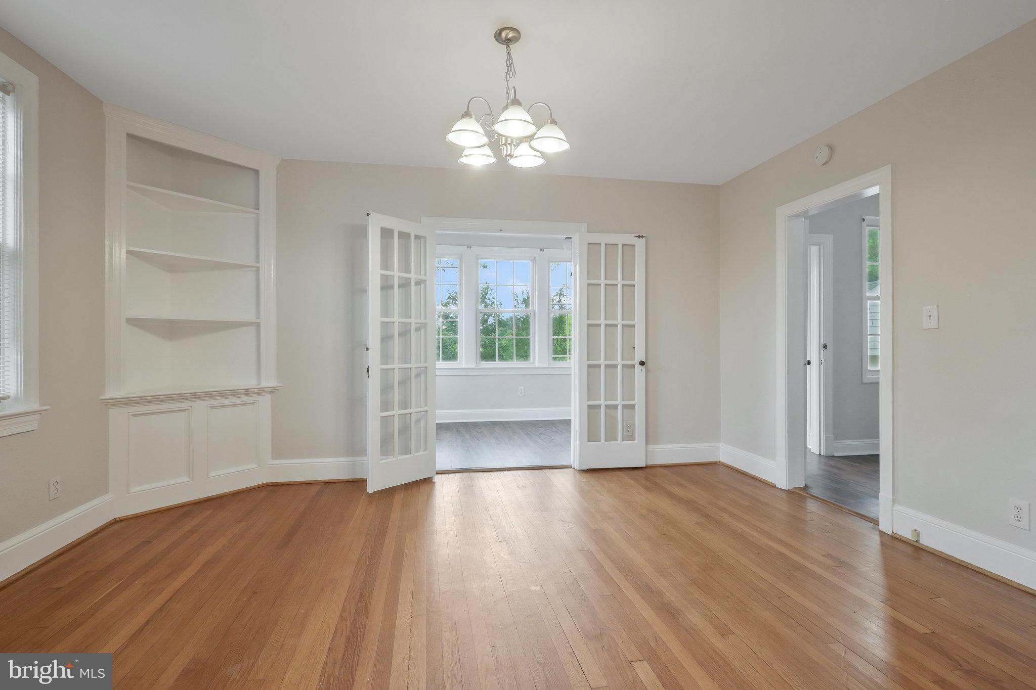 LYON PARK - Residential Lease