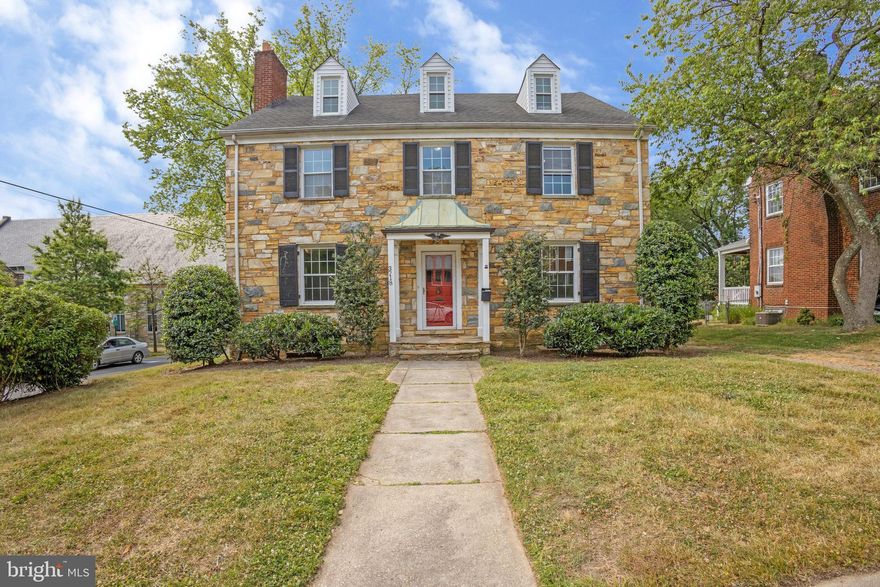 Beautiful, classic Virginia home with an immense amount of space! Main level has newly renovated kitchen with white cabinets, new granite counter, new refrigerator, new tiled backsplash; Huge living room, dining and morning room with hardwood floors throughout! Two main level bedrooms and newly renovated, classic bathroom in keeping with the time period. Second floor is a duplicate of the first floor!! It has its own full kitchen newly remodeled with slate look luxury vinyl flooring, new lower cabinets and new granite counter with tiled backsplash!! Two additional second floor bedroom and newly renovated full bathroom with beautiful new floors, classic beadboard on the walls, and custom tile tub surround! 3rd floor hosts two more bedrooms, full bathroom, and laundry. There is a very large unfinished basement which may be used for storage or as a game room. Fireplace on 3 levels! Off street parking for 3-4 cars. Must have good credit. Maximum of 4 unrelated persons per Arlington County occupancy rules.
