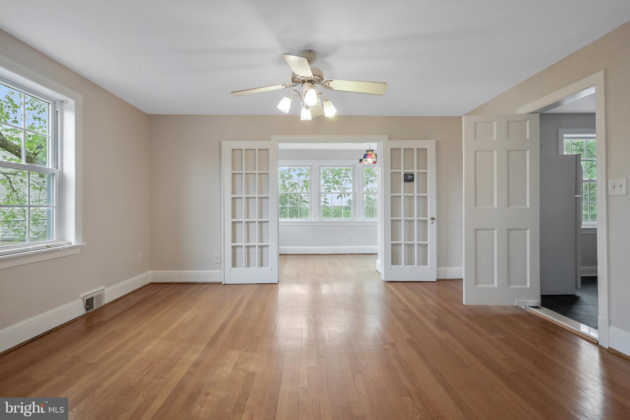 LYON PARK - Residential Lease