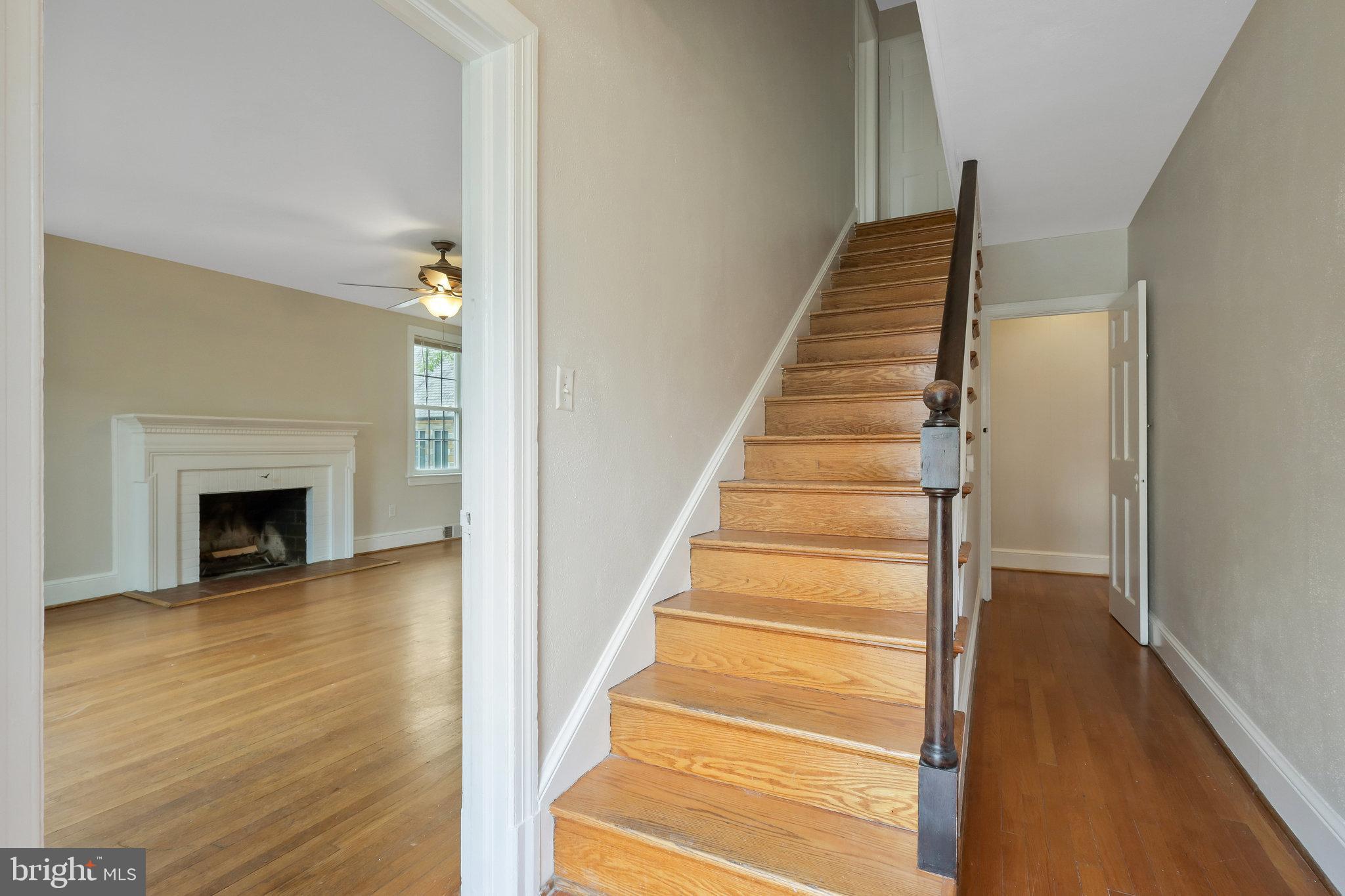 LYON PARK - Residential Lease