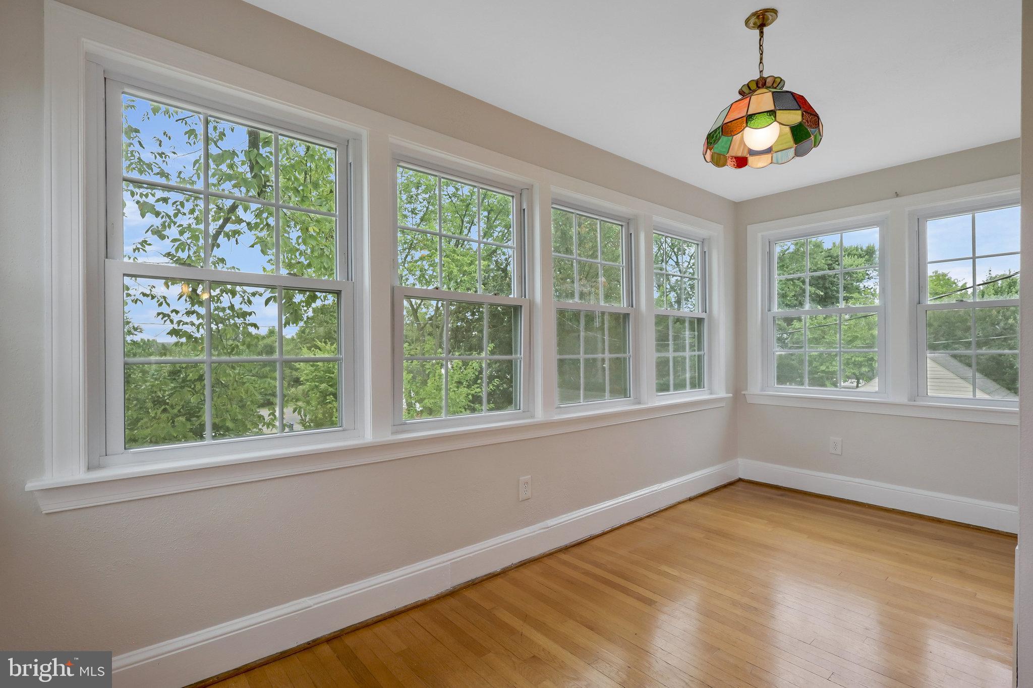 LYON PARK - Residential Lease