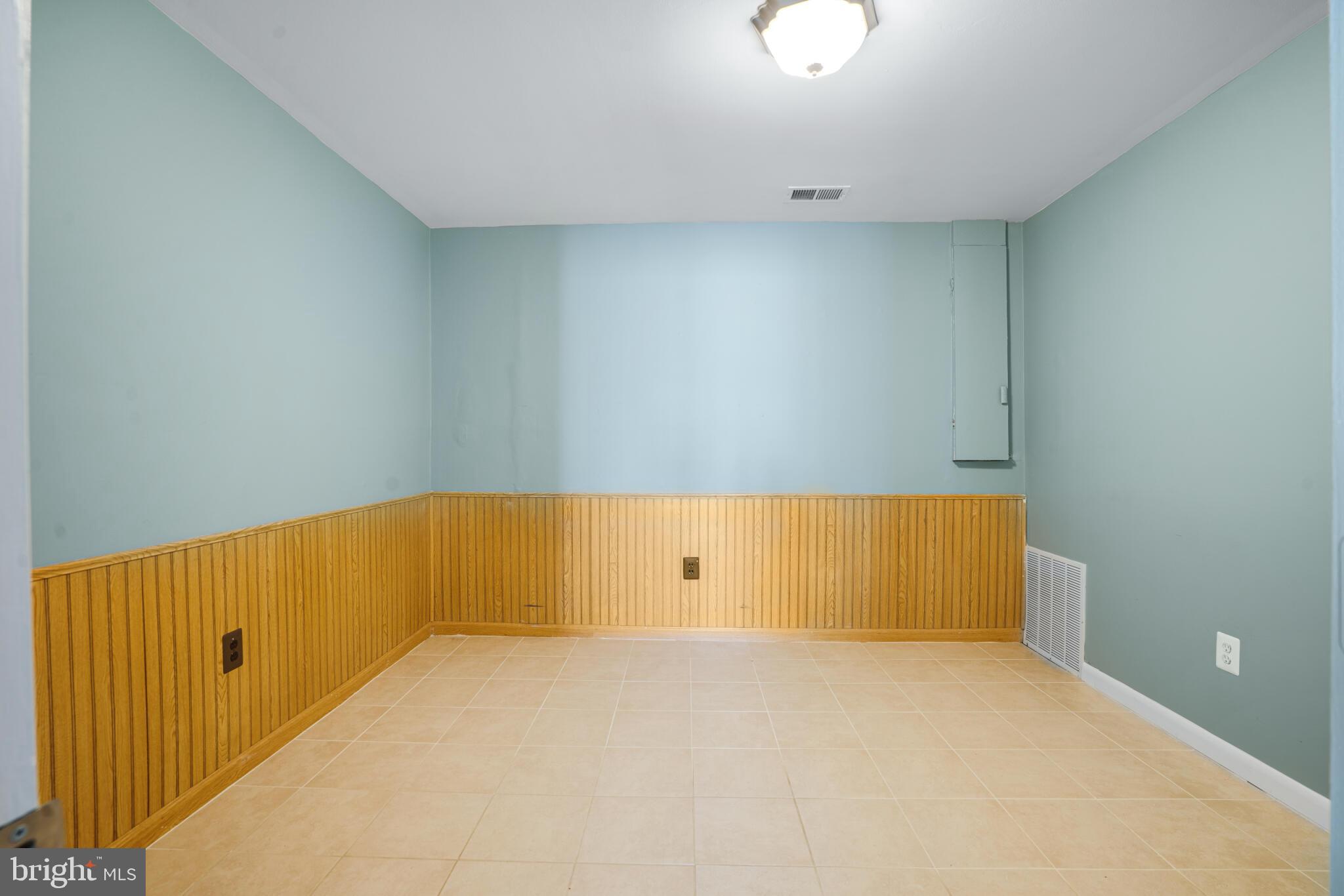 DALE CITY - Residential