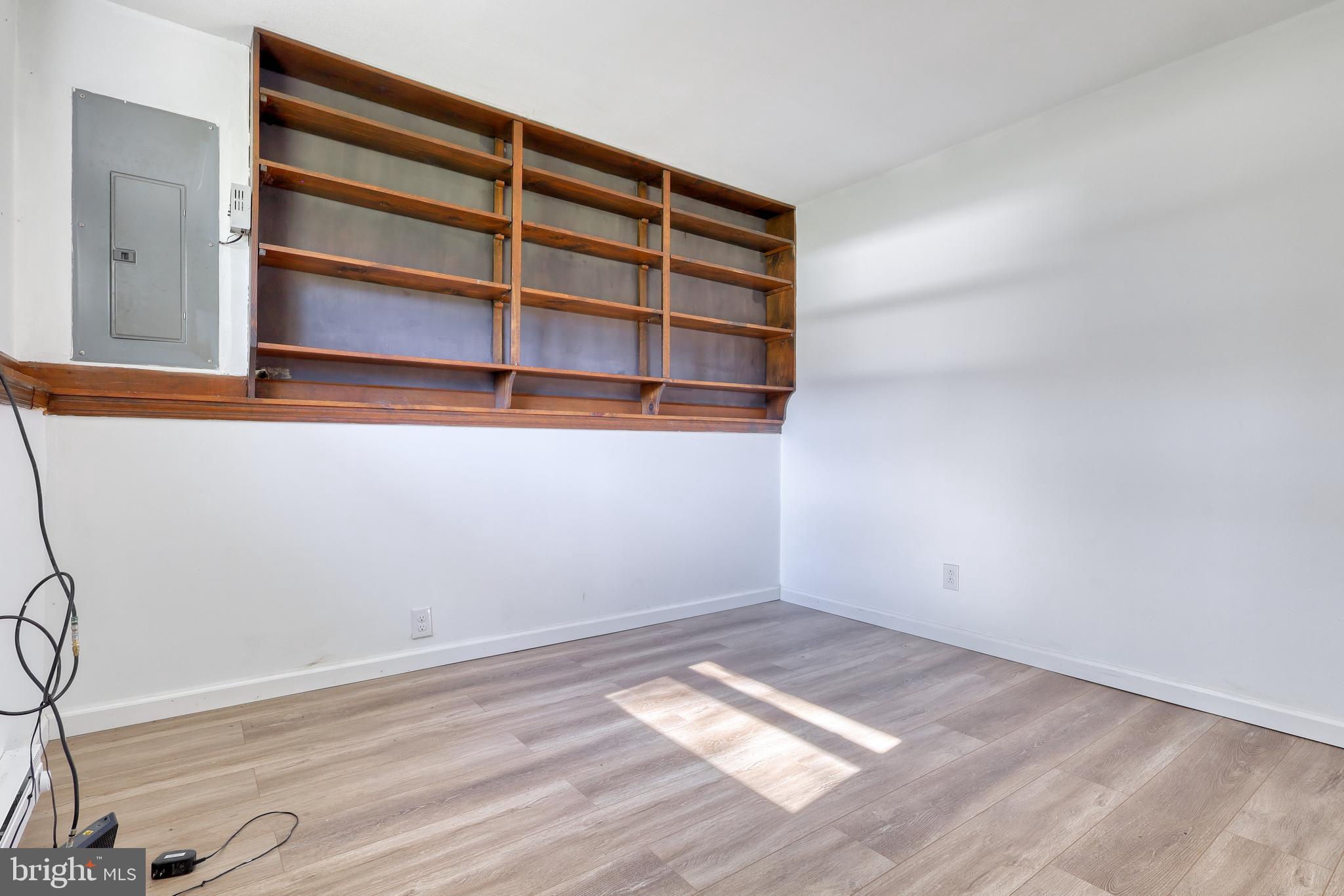 RAMBLEWOOD - Residential