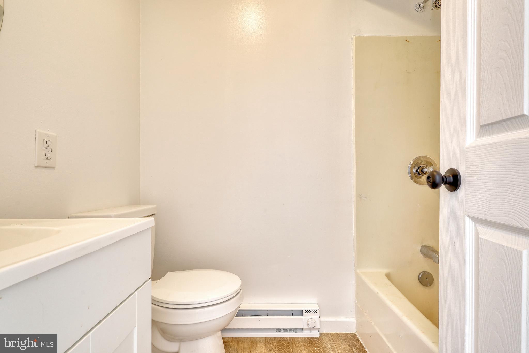 RAMBLEWOOD - Residential