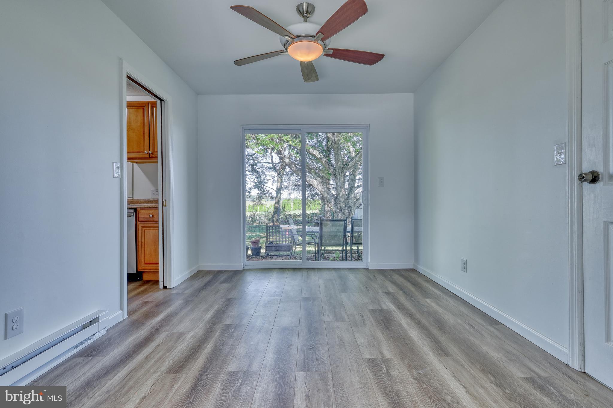 RAMBLEWOOD - Residential