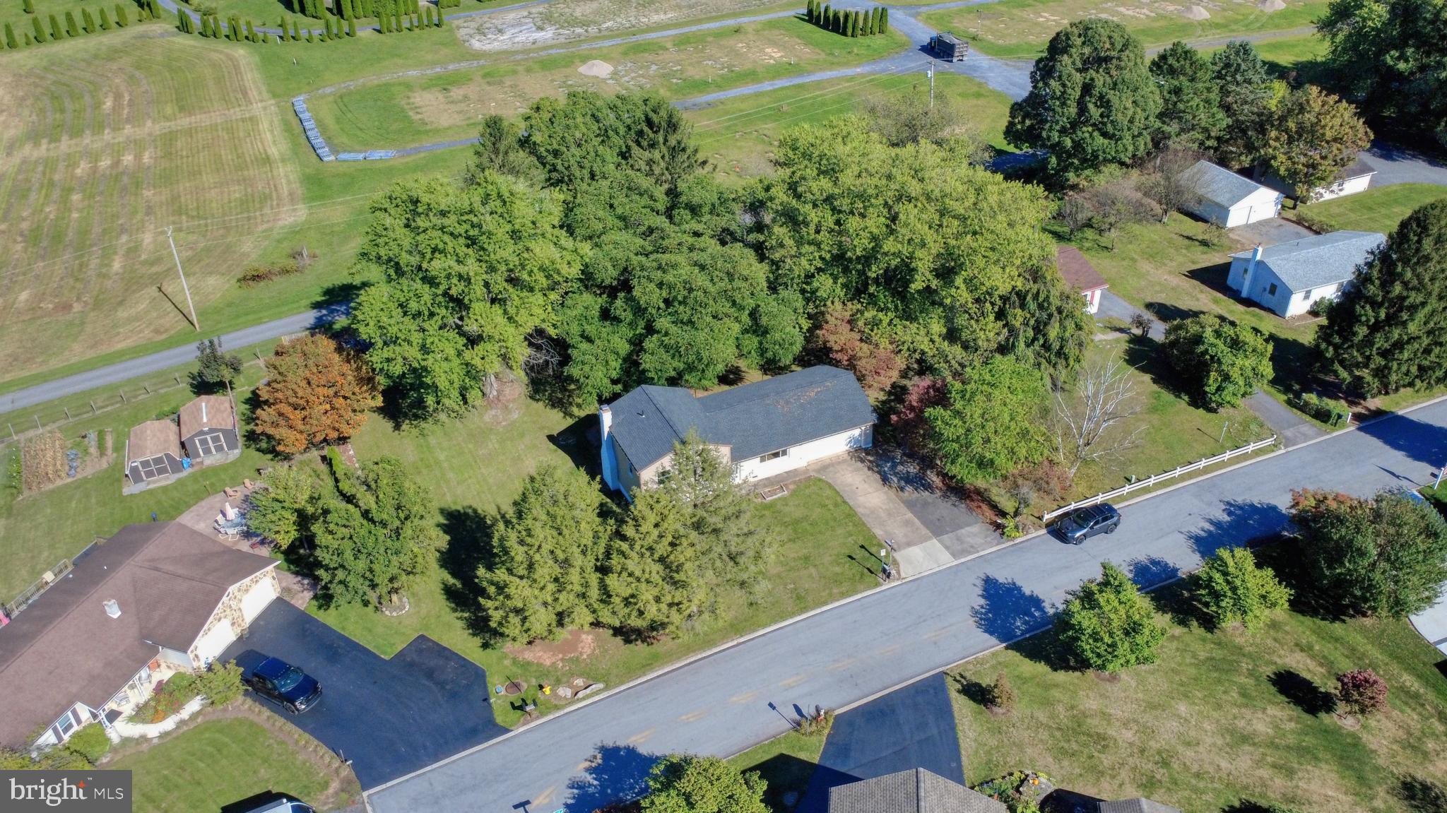 RAMBLEWOOD - Residential