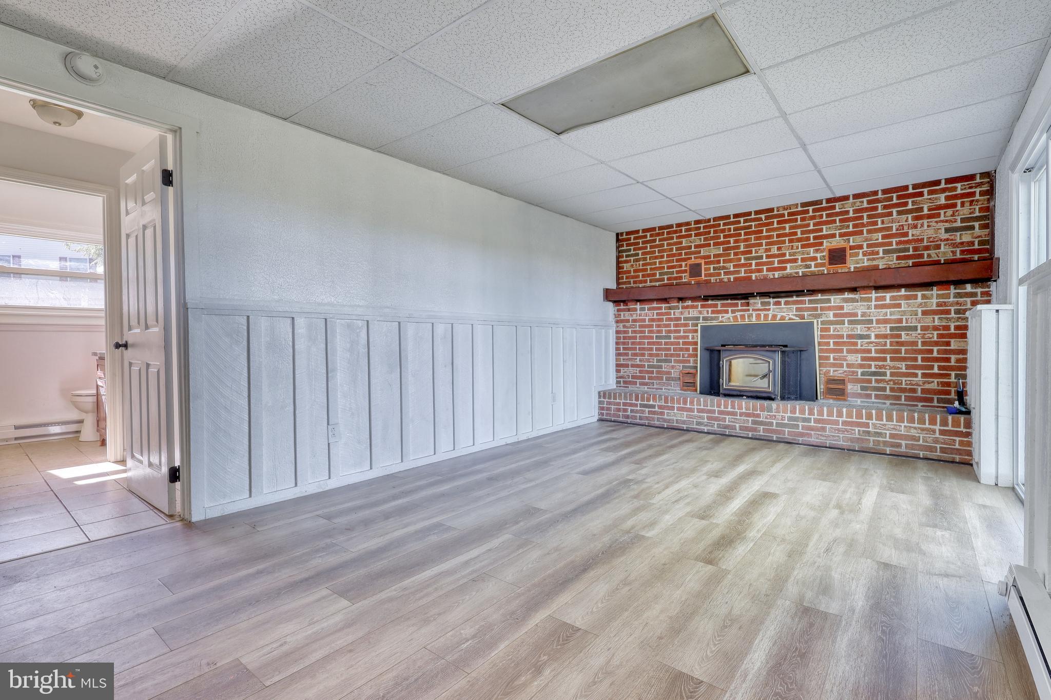 RAMBLEWOOD - Residential