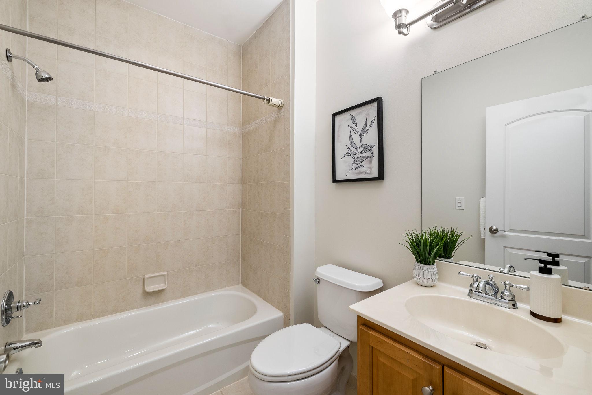 FAIRMOUNT - Residential