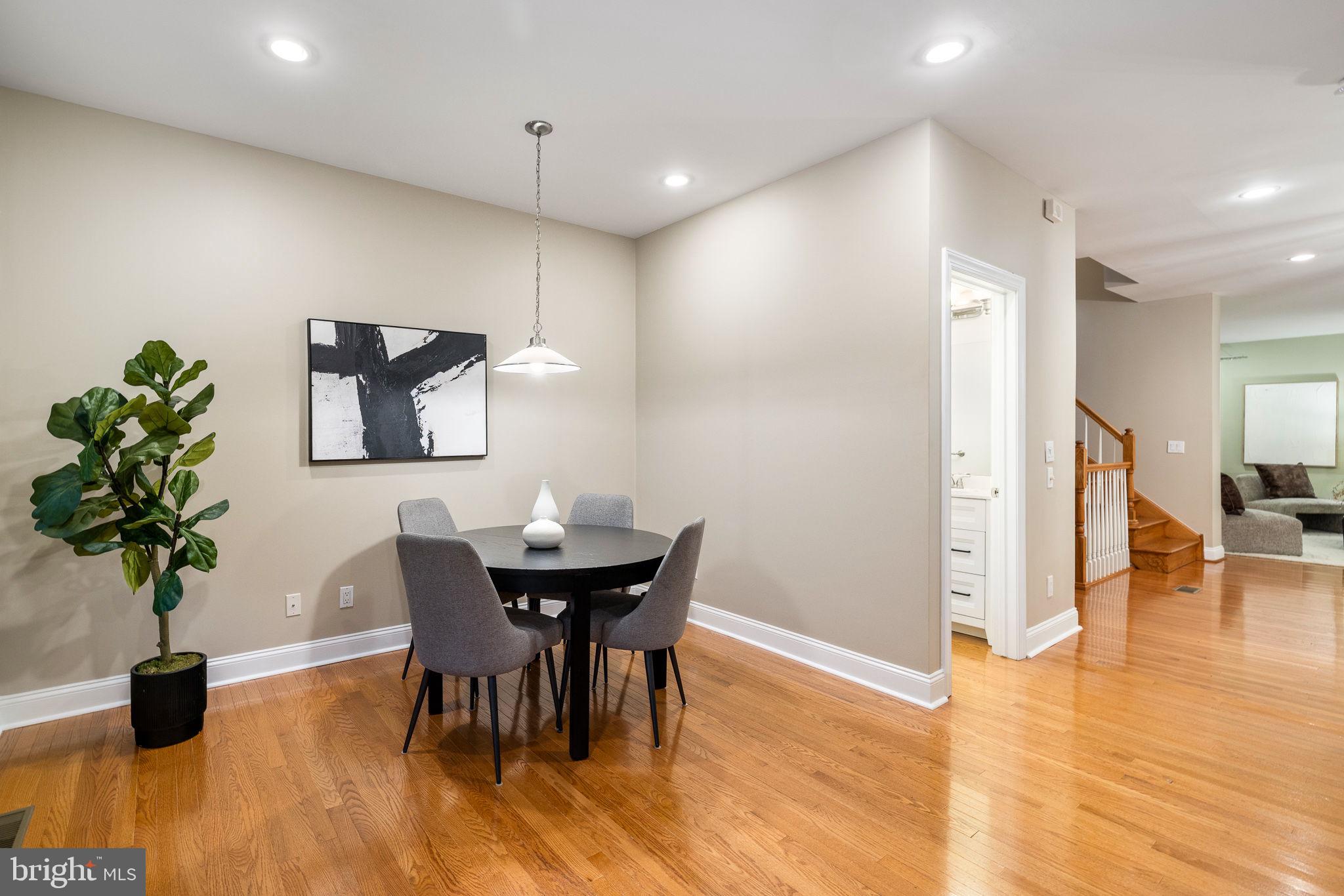 FAIRMOUNT - Residential