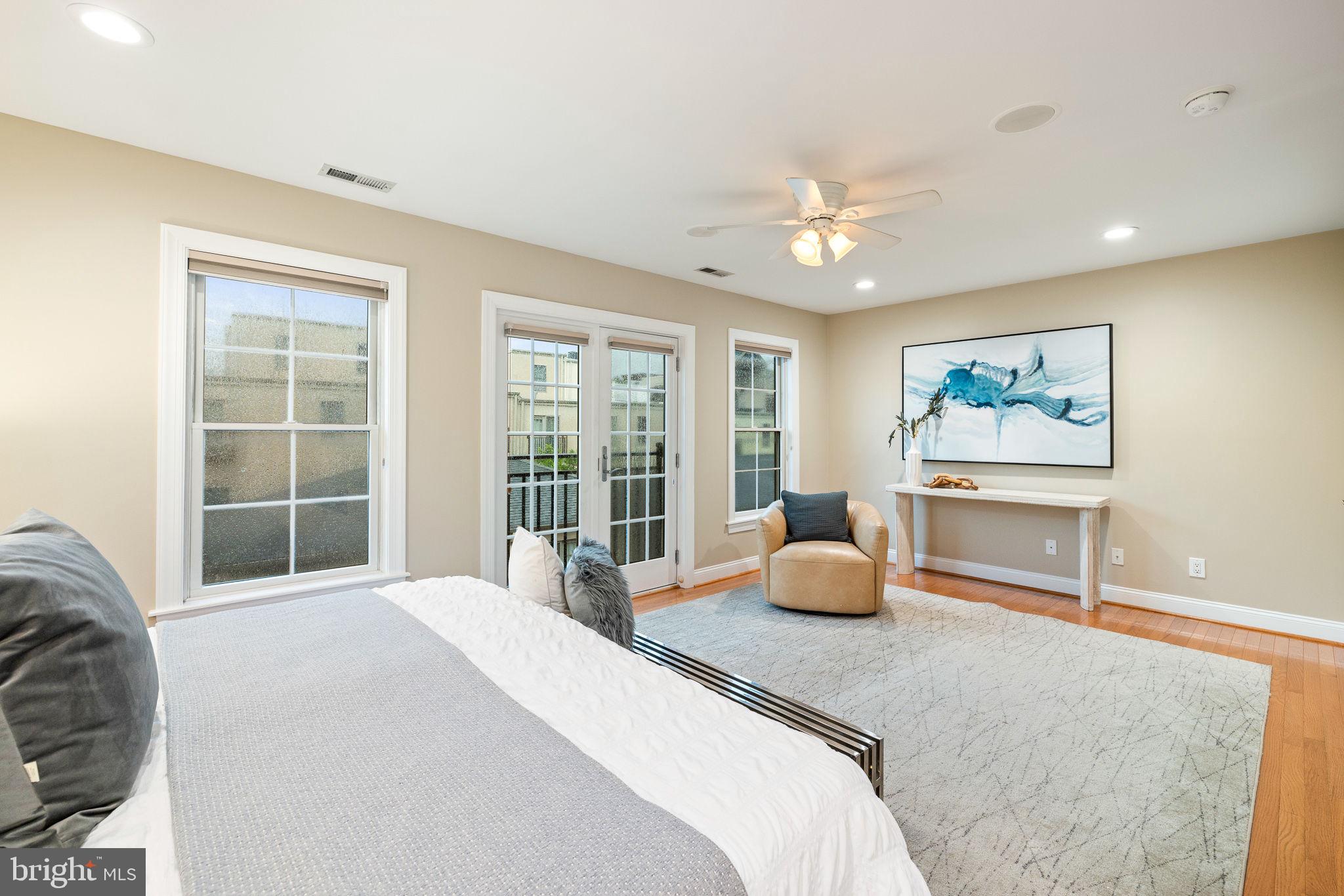 FAIRMOUNT - Residential