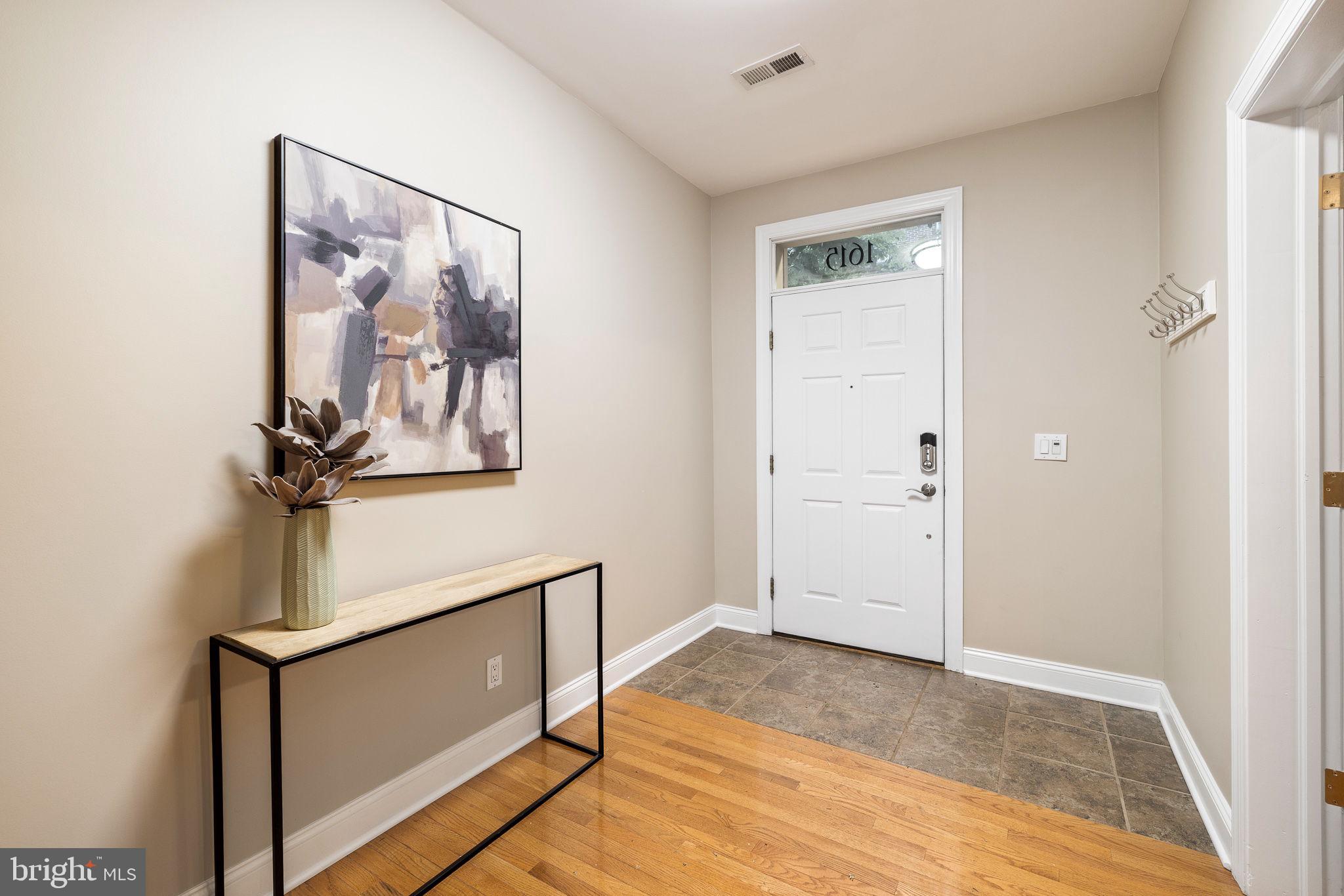 FAIRMOUNT - Residential