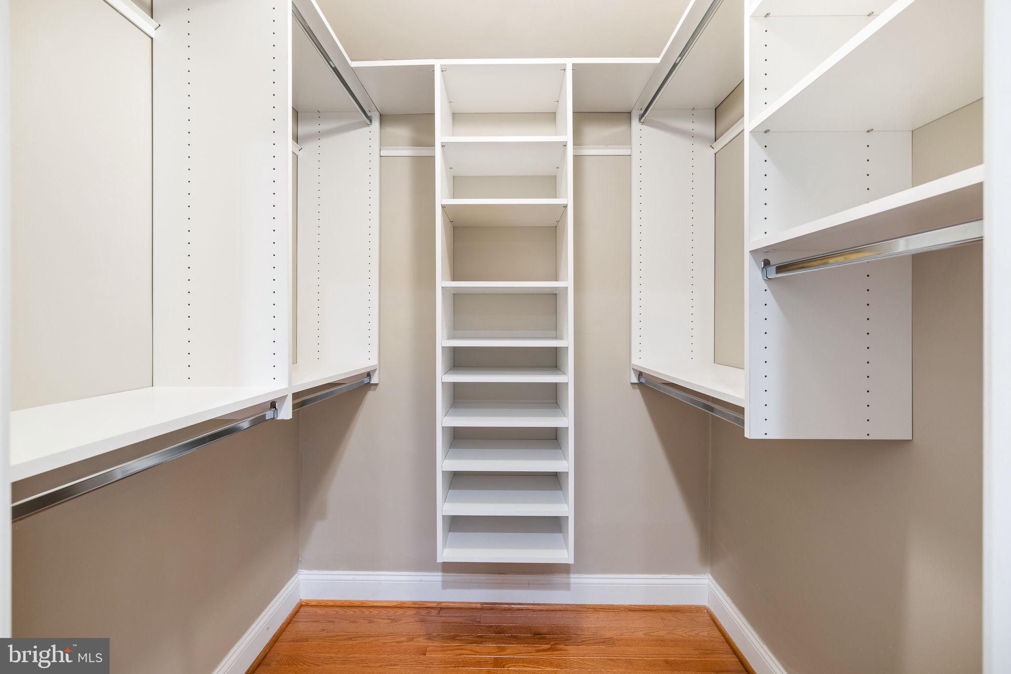 FAIRMOUNT - Residential