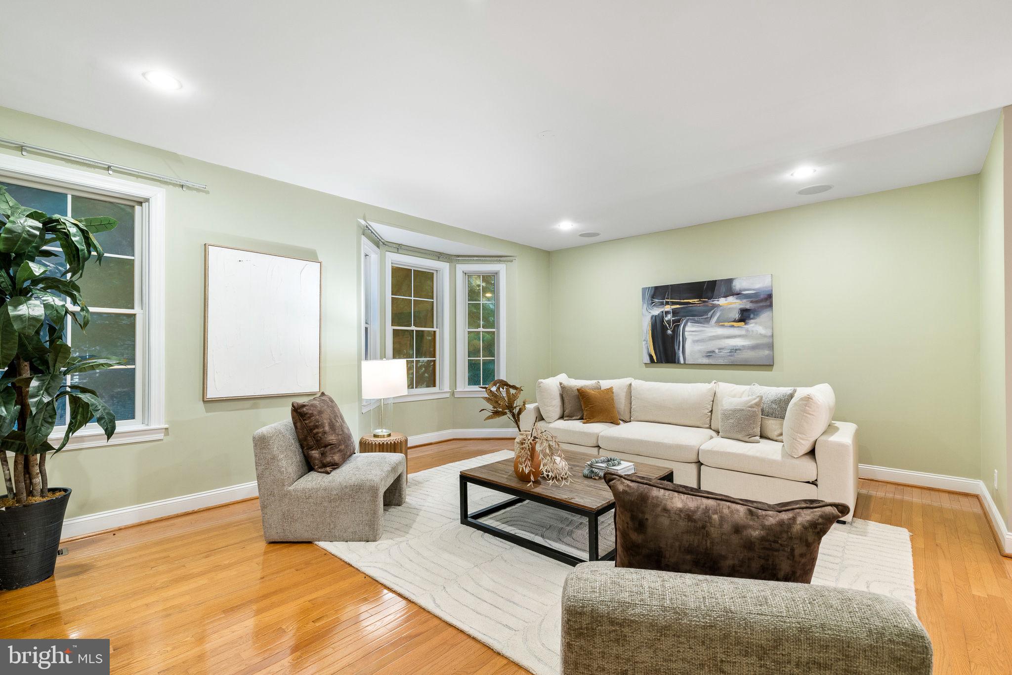 FAIRMOUNT - Residential