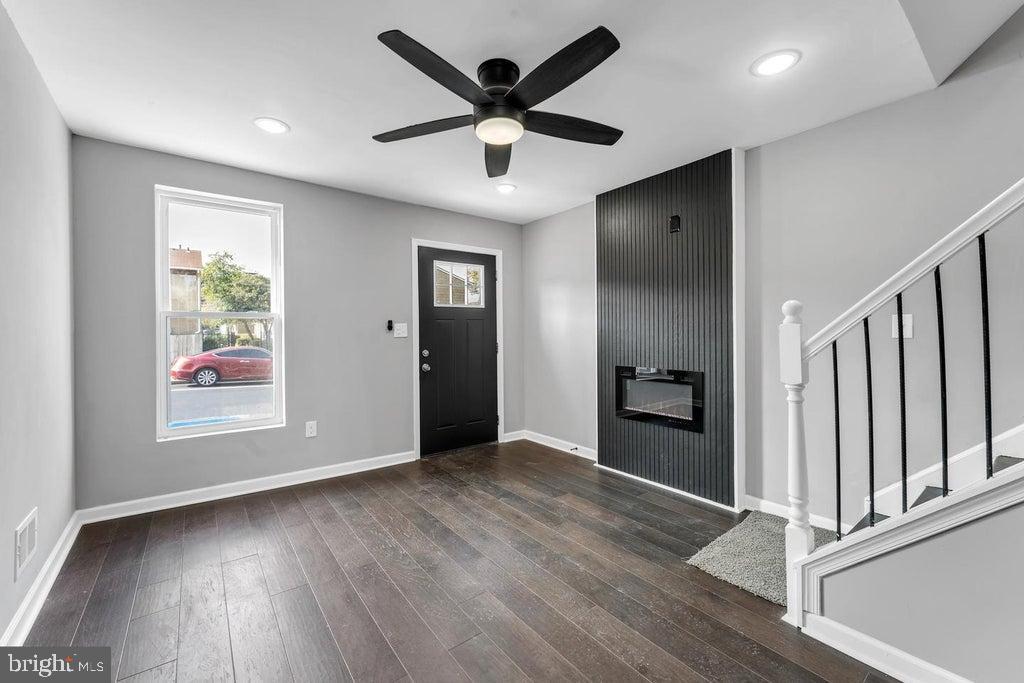 GAY STREET - Residential Lease