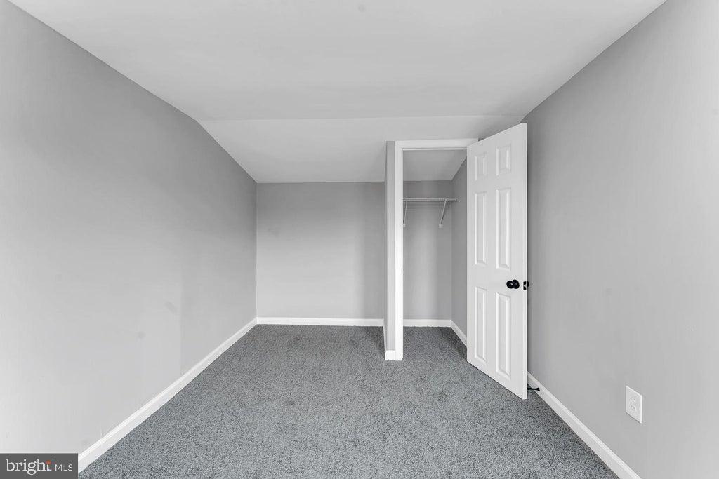 GAY STREET - Residential Lease