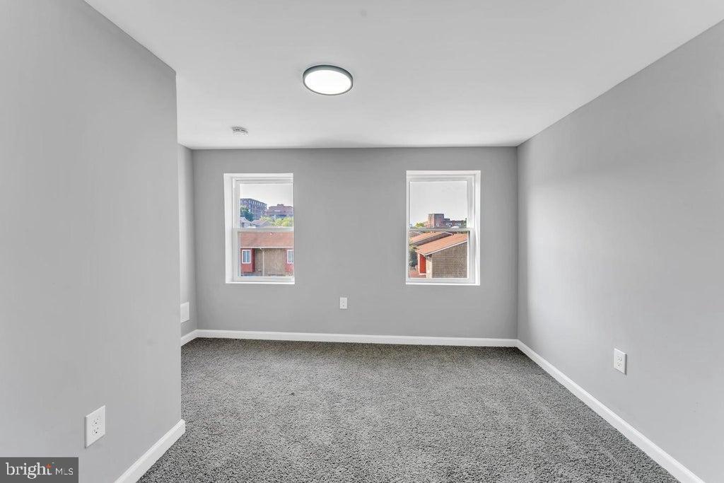 GAY STREET - Residential Lease