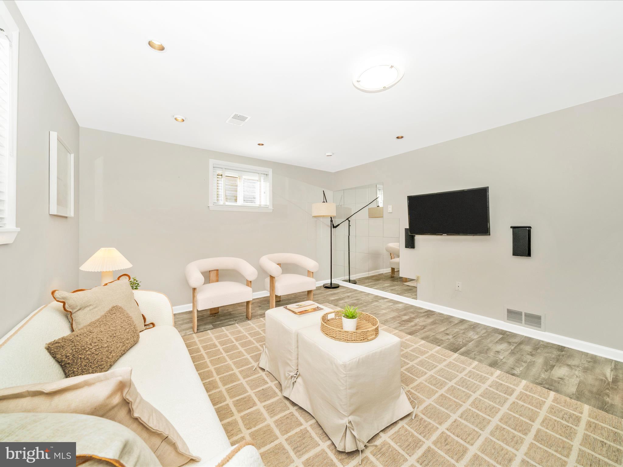 FRANKLIN PARK - Residential