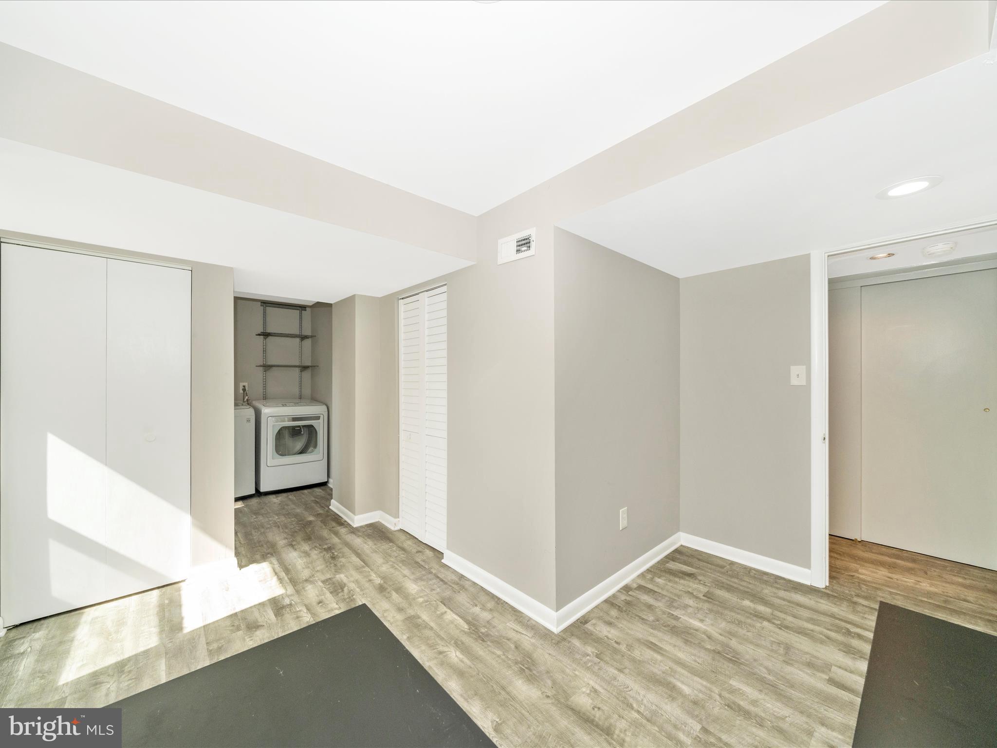 FRANKLIN PARK - Residential