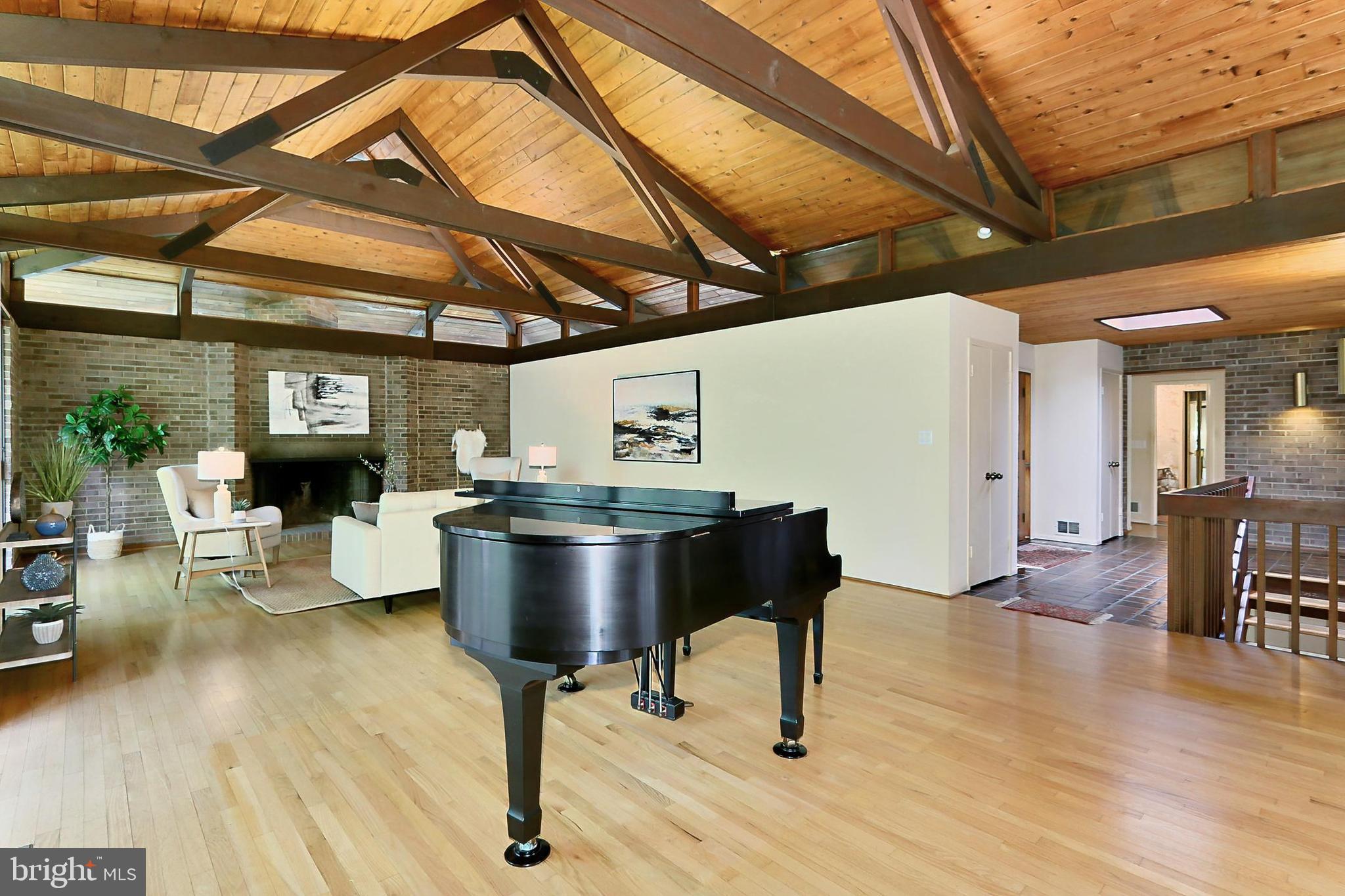 PROSPECT HILL - Residential