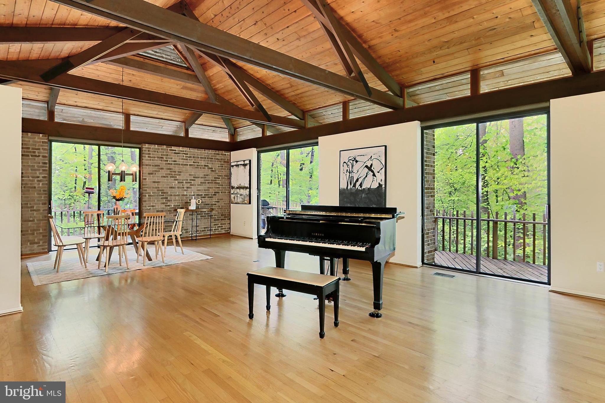 PROSPECT HILL - Residential