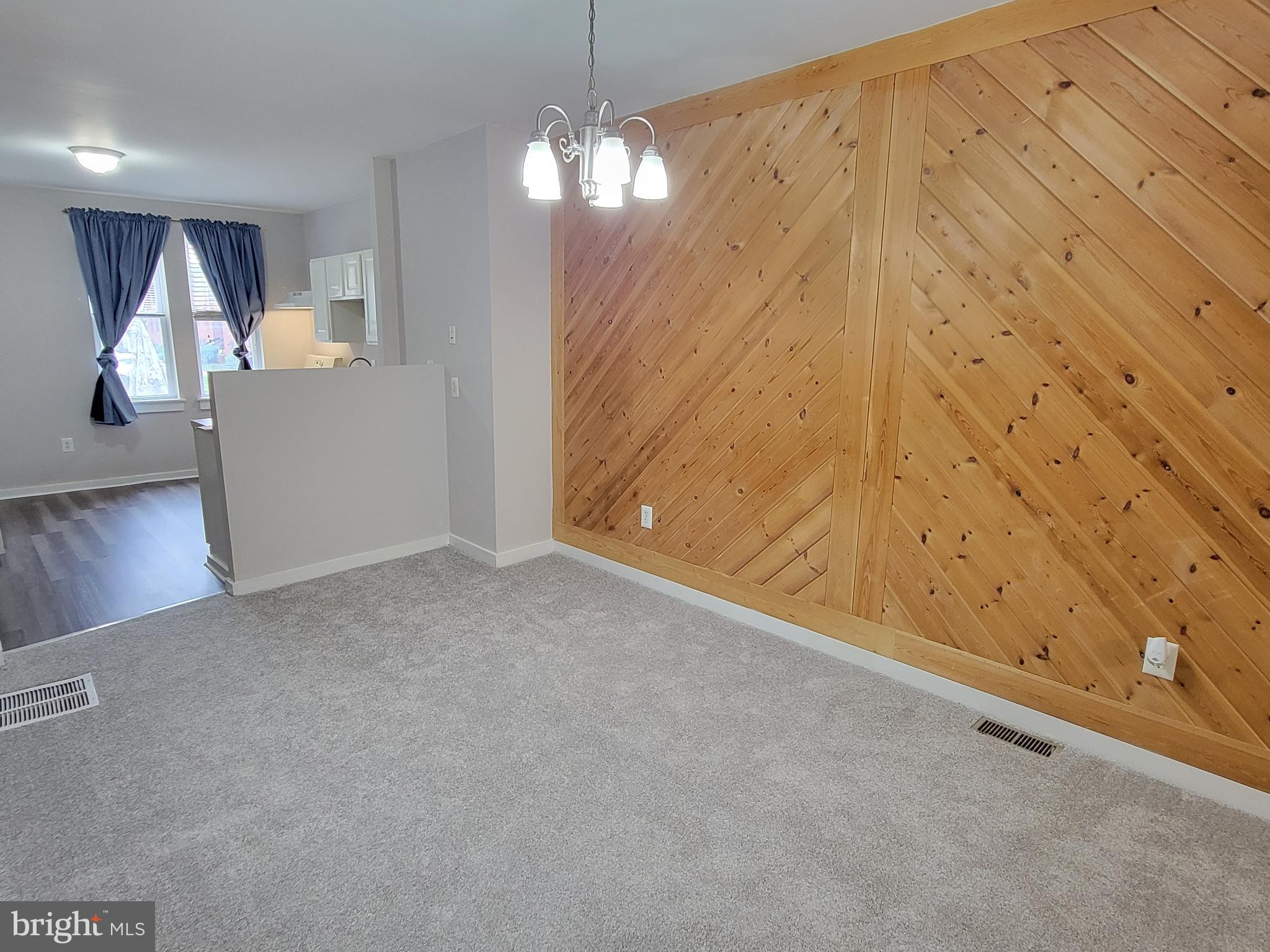 OLIVER - Residential Lease