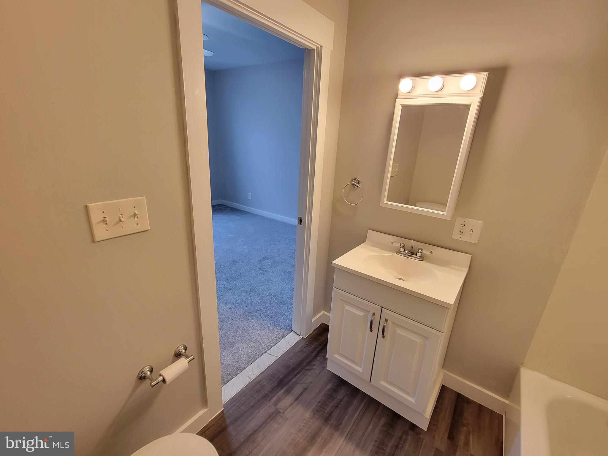 OLIVER - Residential Lease