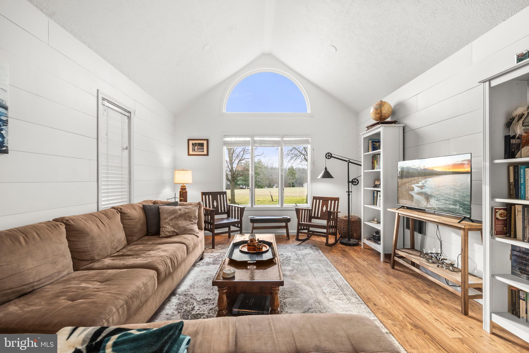 LAKE HOLIDAY ESTATES - Residential