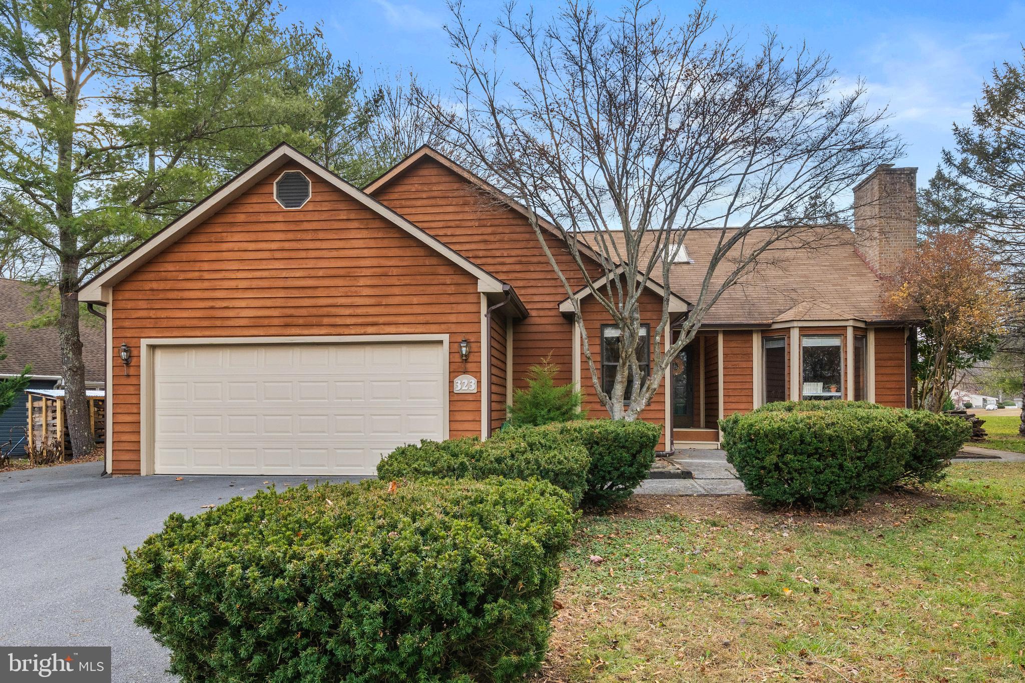 LAKE HOLIDAY ESTATES - Residential