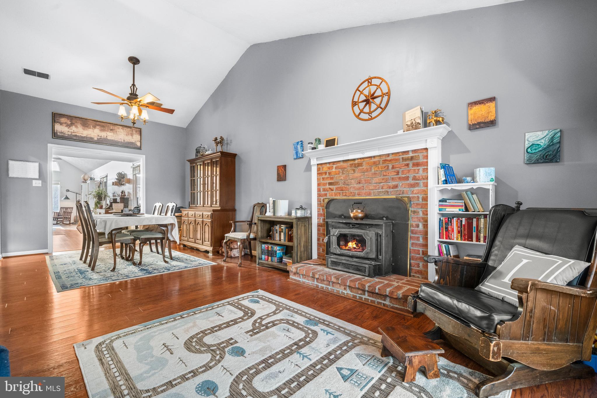 LAKE HOLIDAY ESTATES - Residential