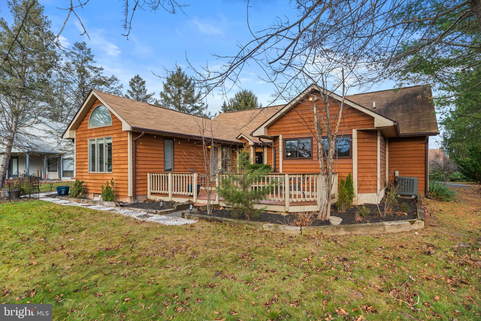 LAKE HOLIDAY ESTATES - Residential